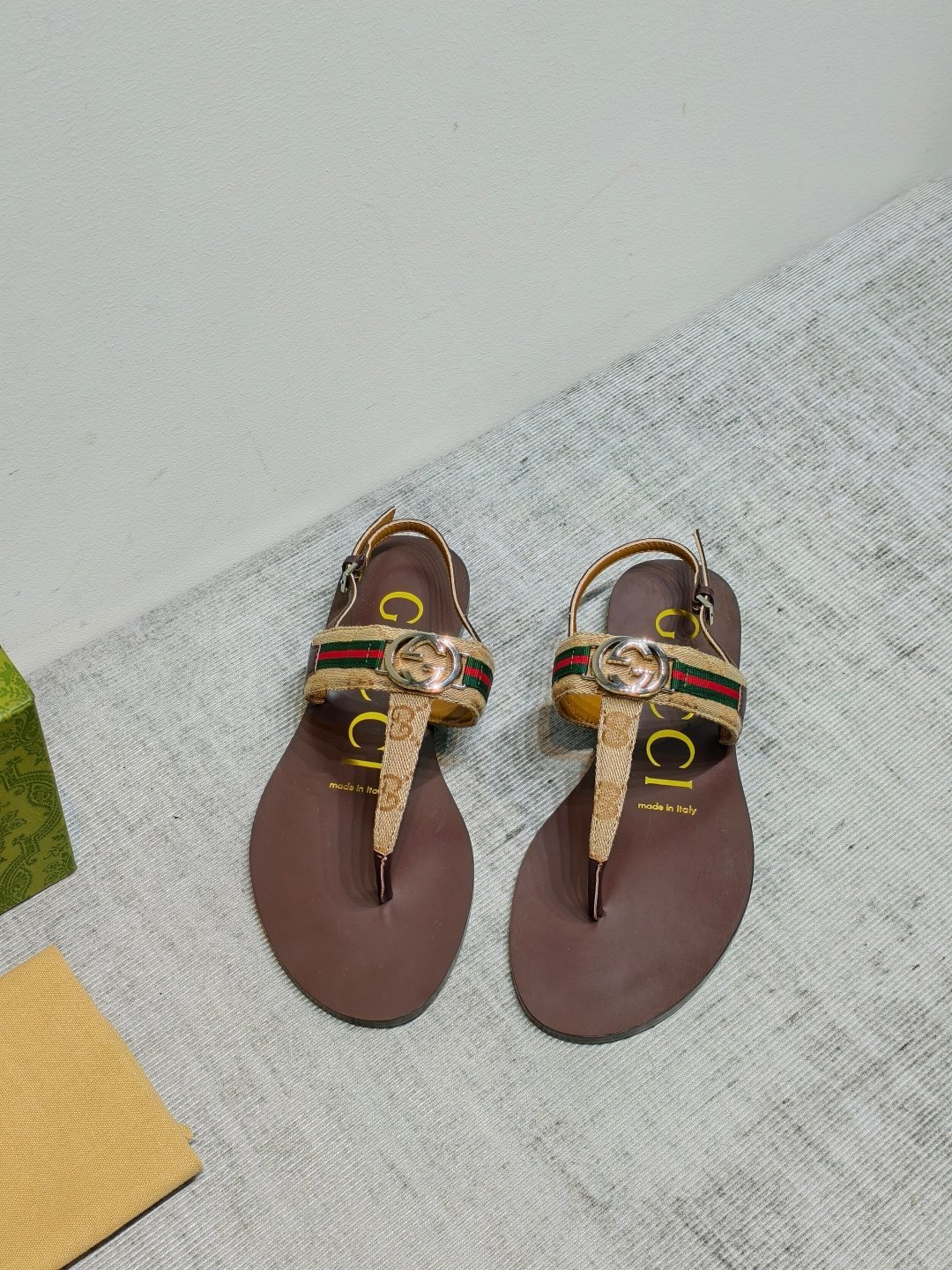  Web Interlocking G Thong Back Strap Flat Sandals