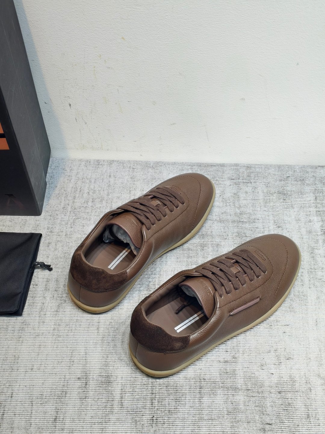 Designer Sneakers