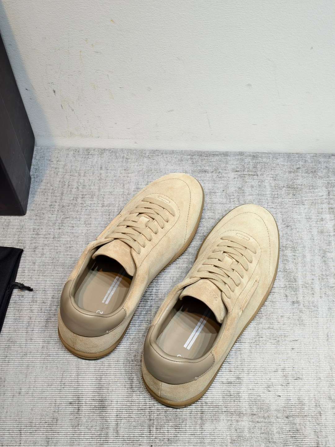 Designer Sneakers