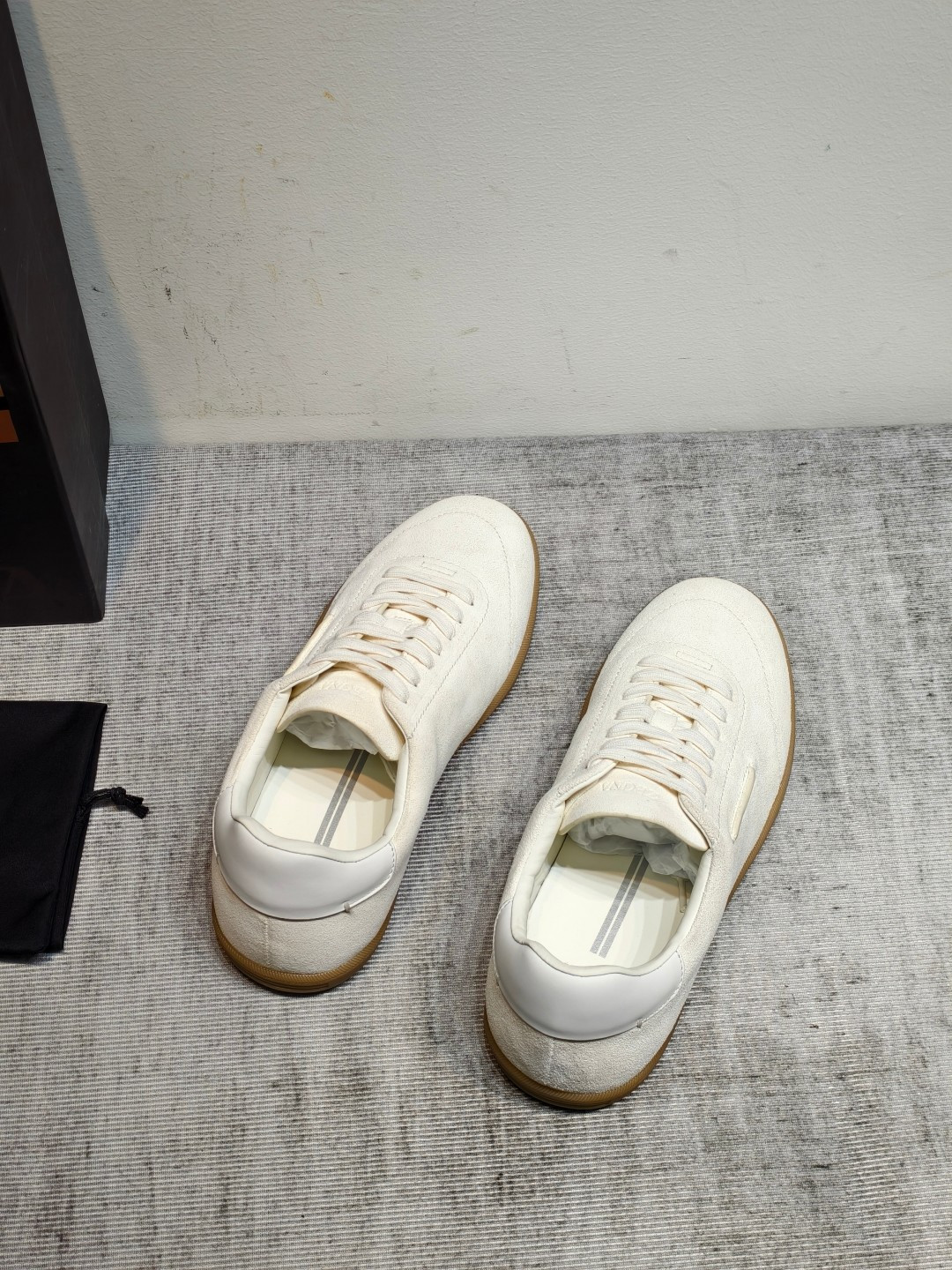 Designer Sneakers