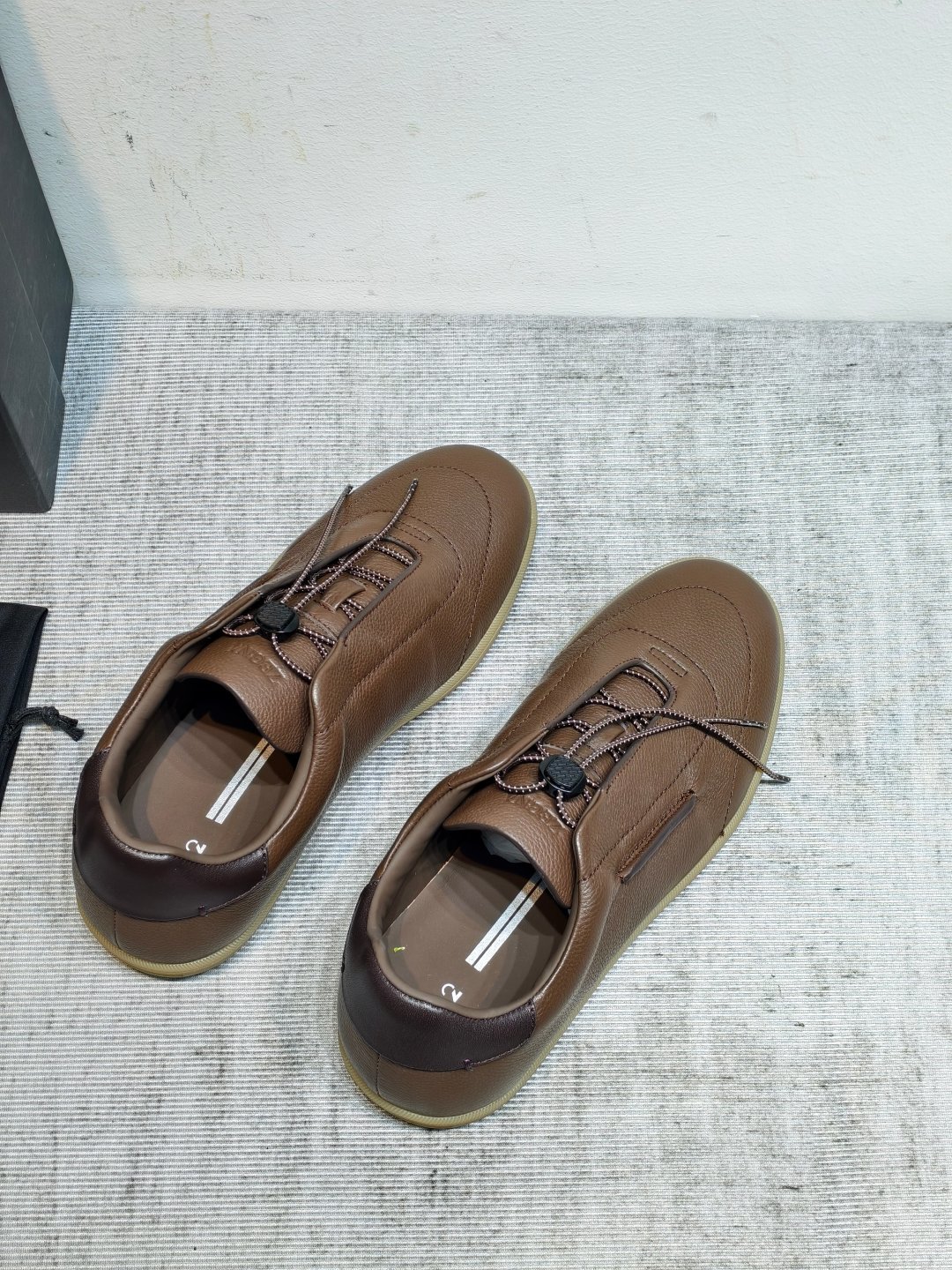 Designer Sneakers