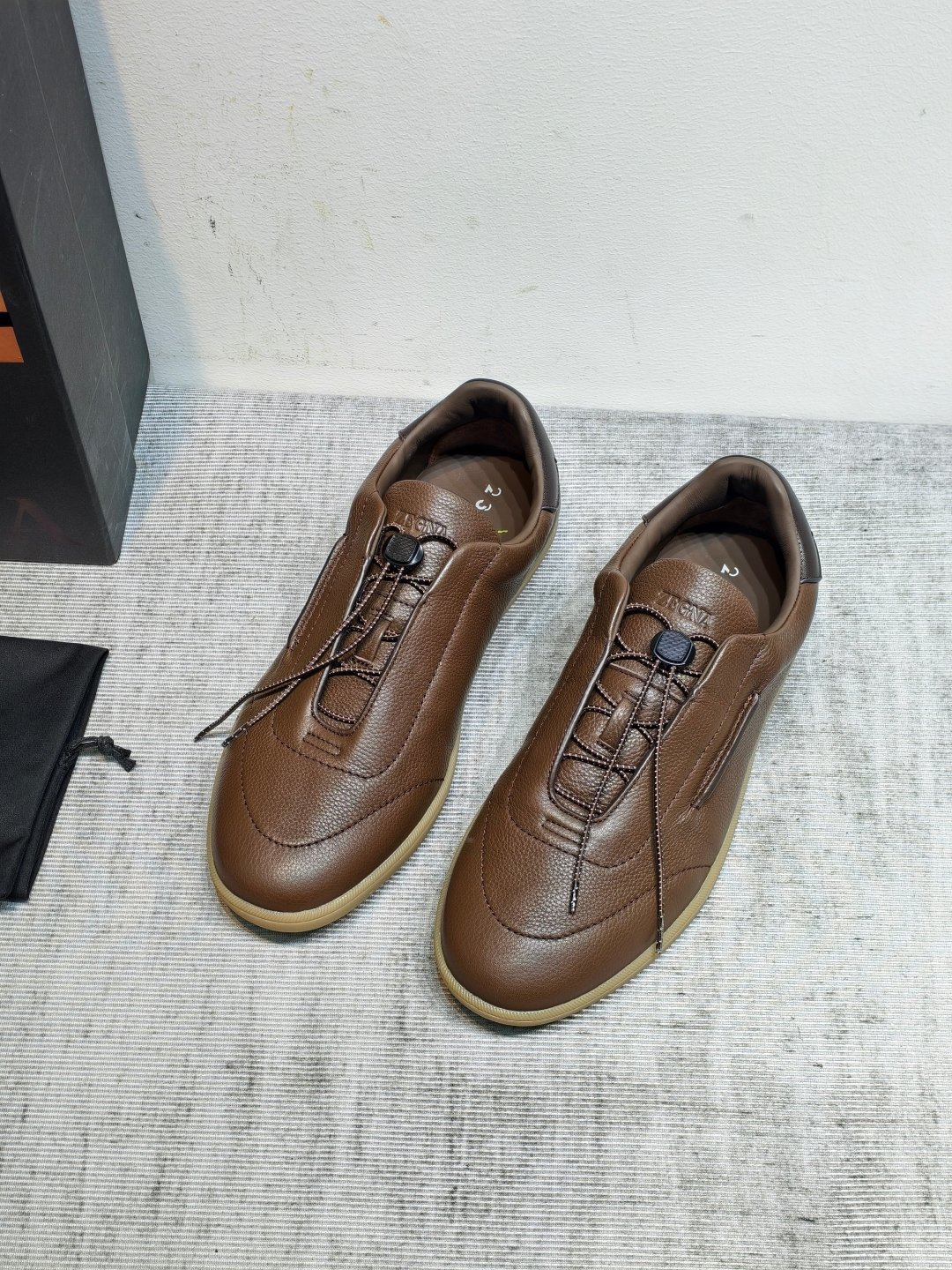Designer Sneakers