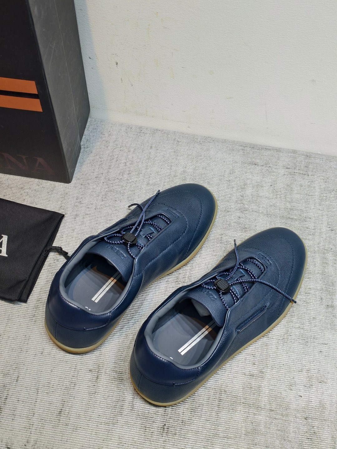 Designer Sneakers