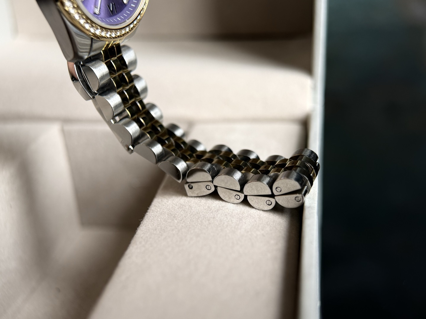 Chanel Luxury Timepiece Watch Ref 3