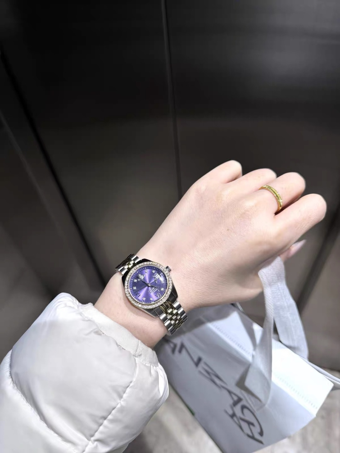 Chanel Luxury Timepiece Watch Ref.1MJw 7