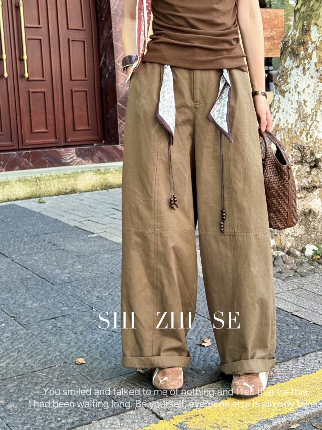 High-Quality Women’s Clothes: Silk Towels, Wide-Banded Design, Daily Wear in Morning and Fall - 图片 3