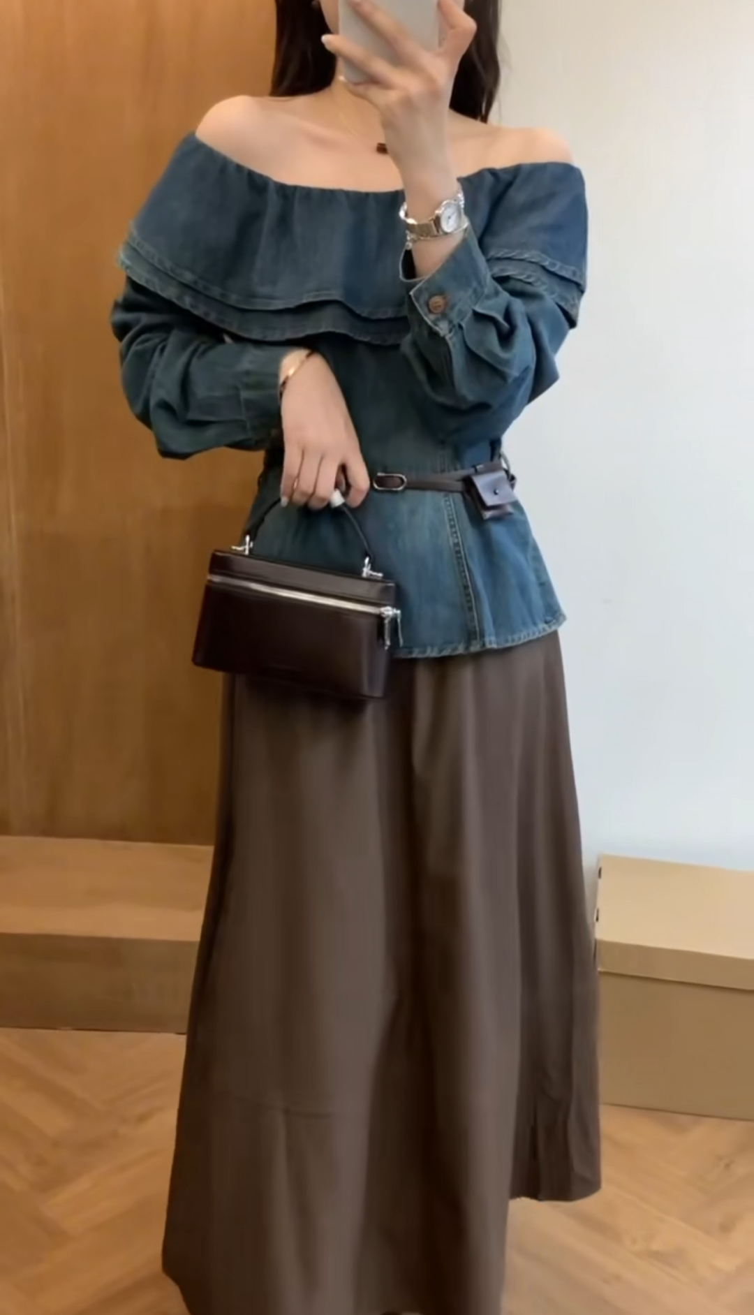 “Stylish Women’s Cowboy Shirt for Fall: YSL Morning Collection Review” - 图片 5