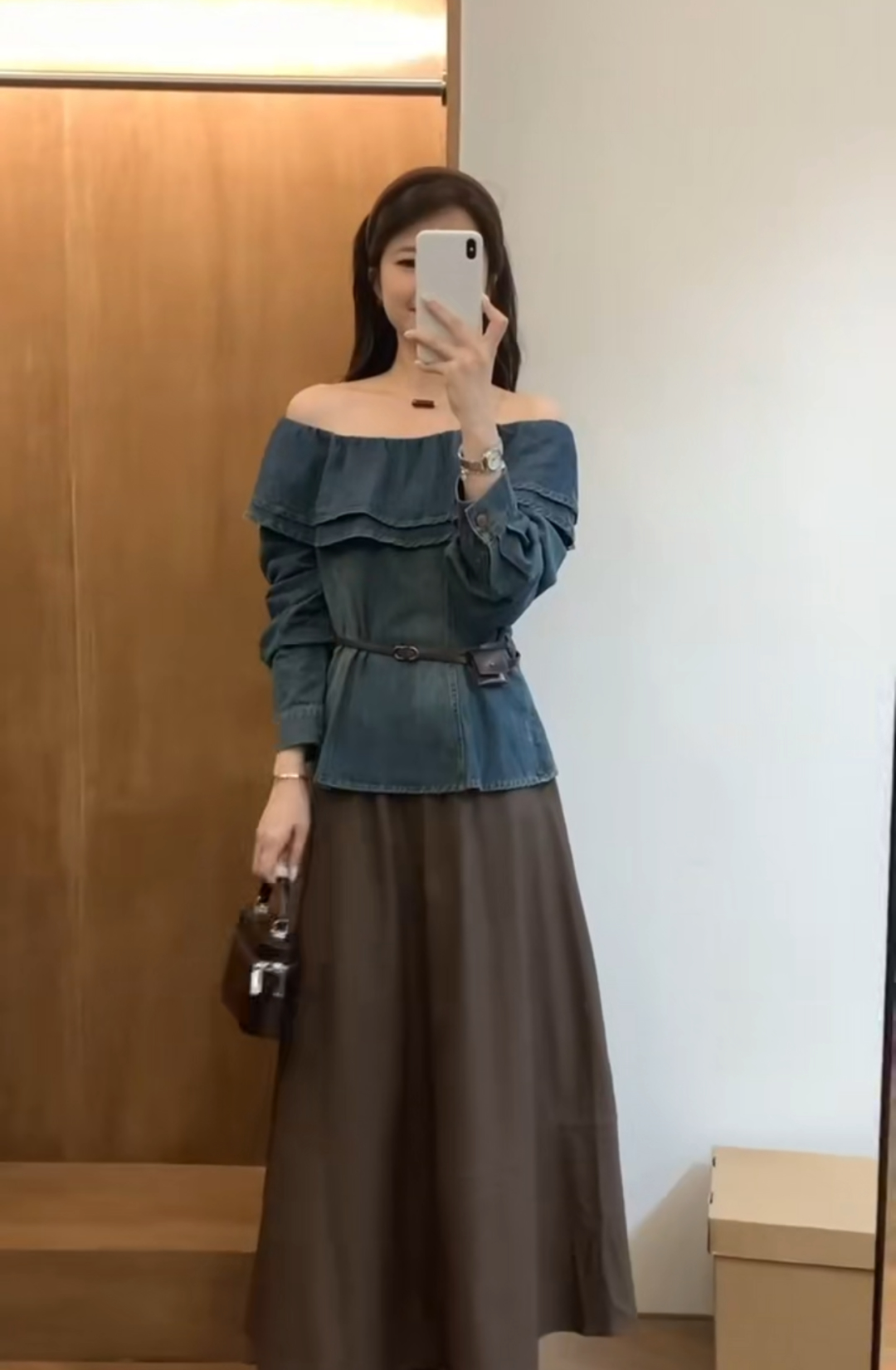 “Stylish Women’s Cowboy Shirt for Fall: YSL Morning Collection Review” - 图片 6