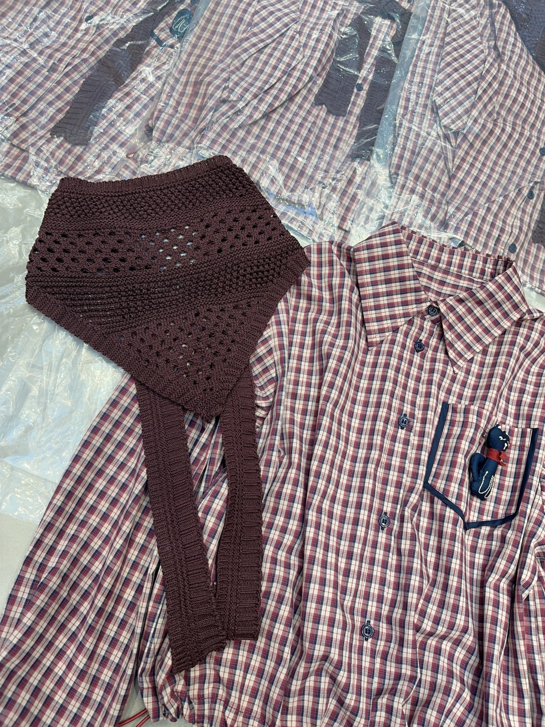 “High Quality Female Clothes: Early Autumn Collection Featuring Acne Studio Knitwear” - 图片 9