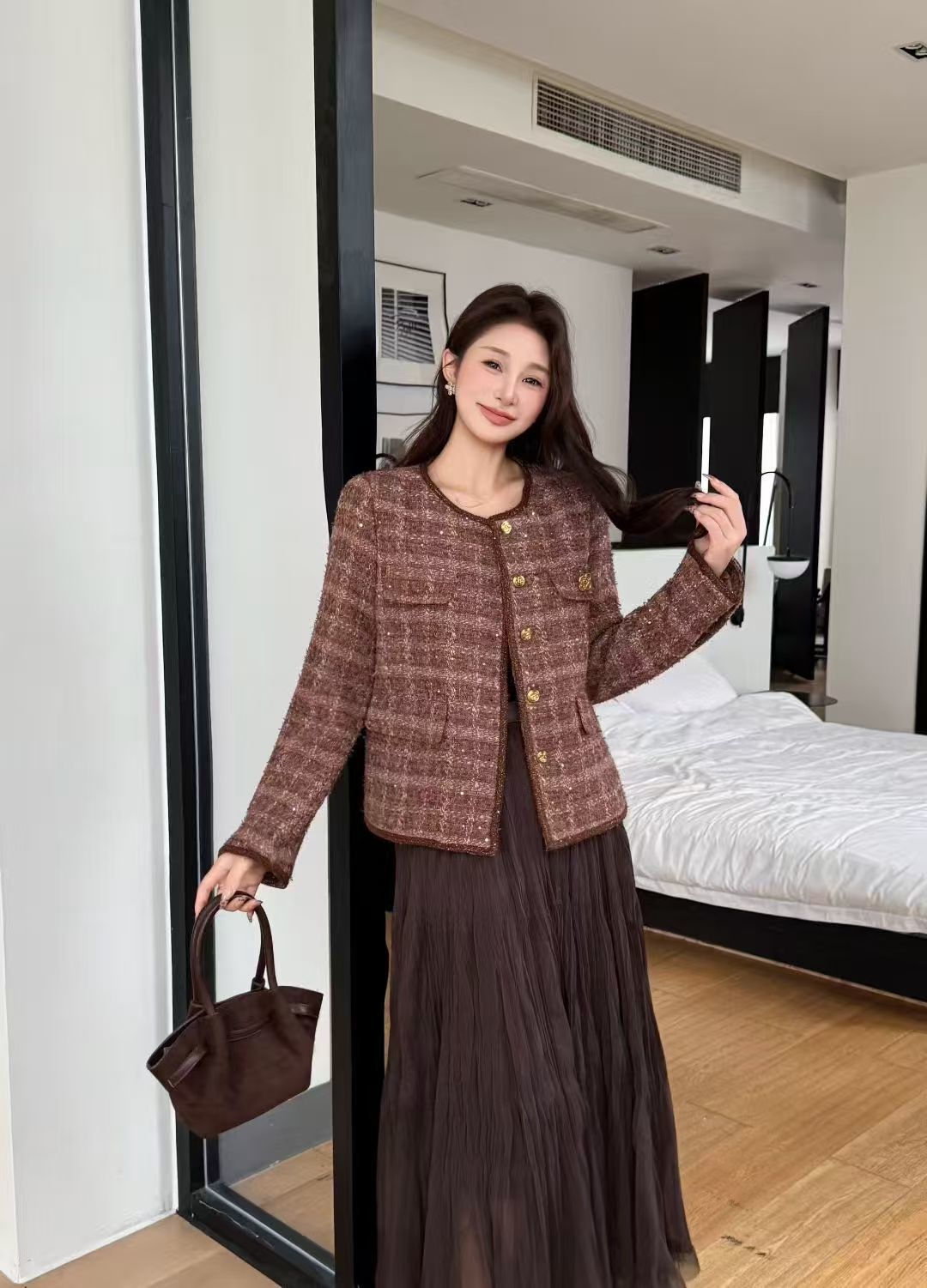 Elegant Tweed Jacket - Classic Chanel Style with Shimmering Brown Accents