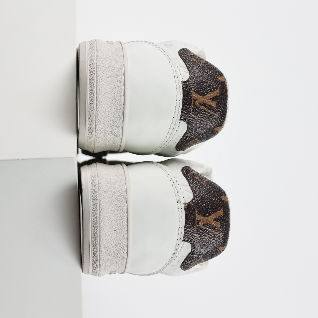 Lw9 路易威登 LOUIS VUITTON STADIUM系列 情侣款 休闲运动鞋小白鞋