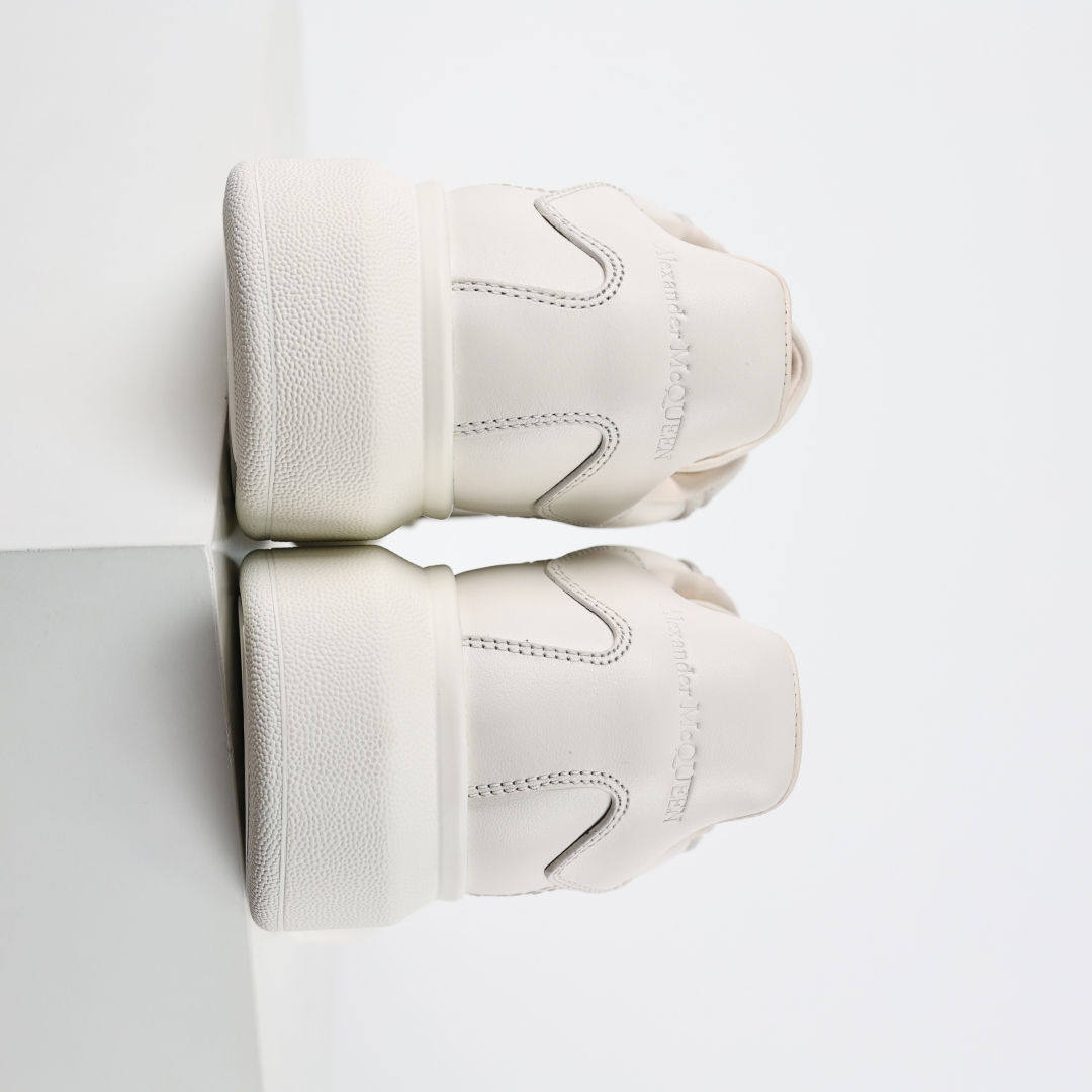 Lw9 Alexander McQueen·亚历山大麦昆 2024ss 新款 阔型运动鞋小白鞋休闲鞋