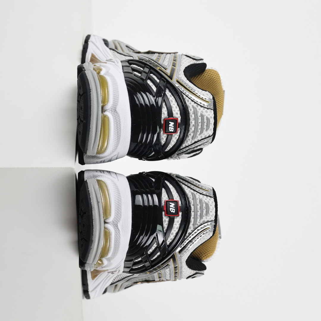 300 纯原 New Balance 新百伦 复古休闲跑步鞋 真