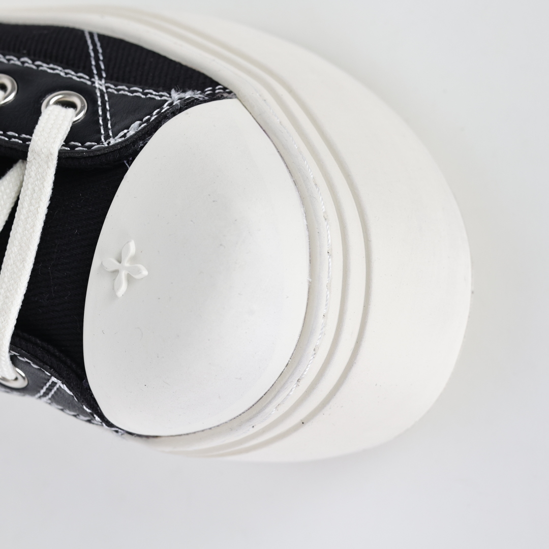SMFK 小红书穿搭爆款 国潮当红设计师品牌SMFK Garden Vintage Skate Low 花园系列低帮复古厚底十字花帆布休闲松糕做旧小脏板鞋