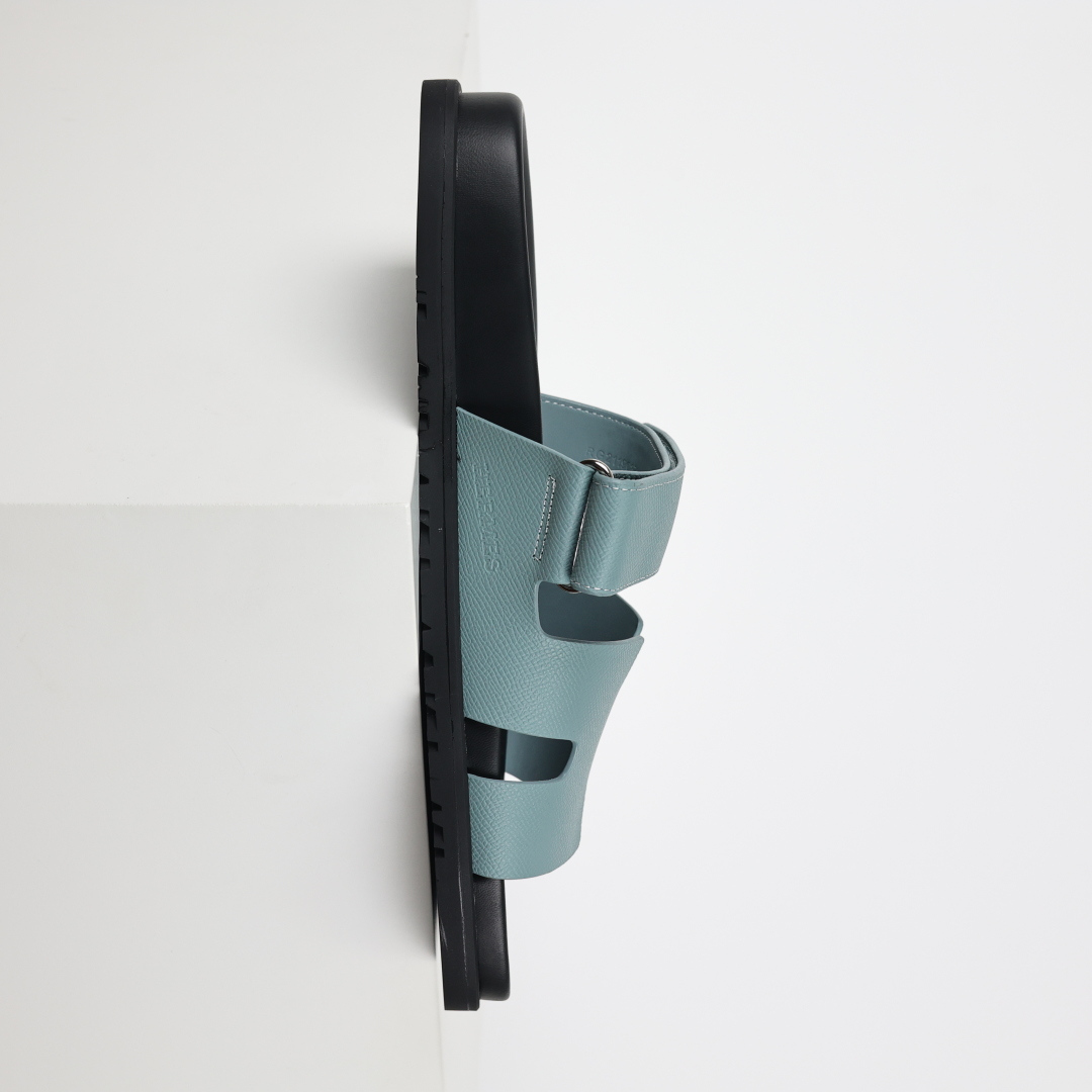 HERMES 爱马仕 Chypre 平底一字拖鞋 经典系列2025 最新经典款拖鞋