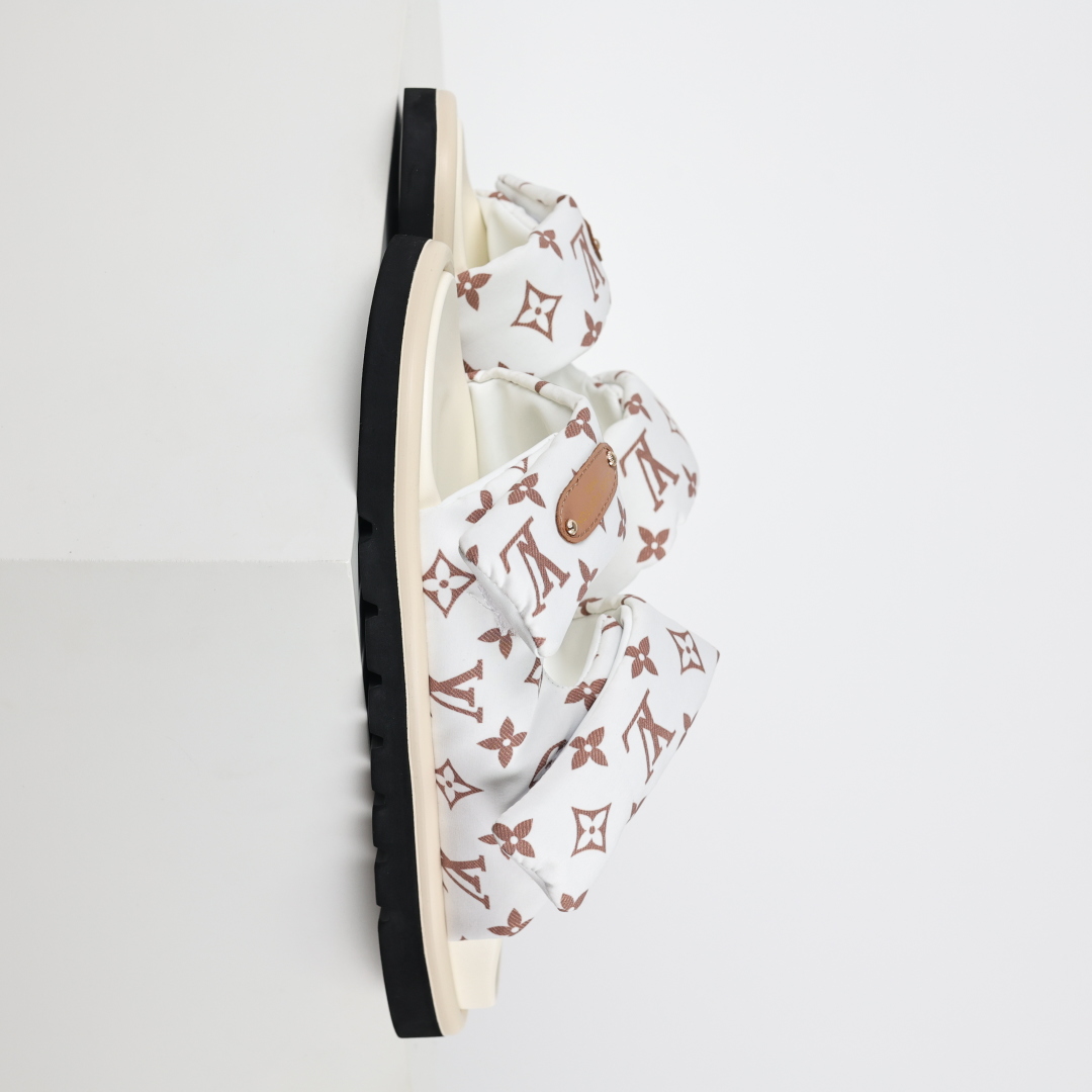 LOUIS VUITTON ｜路易威登2025ss最新春夏款 村上隆/Takashi Murakami x LOUIS Pool Pillow Comfort 皮革 圆头套脚一字拖鞋