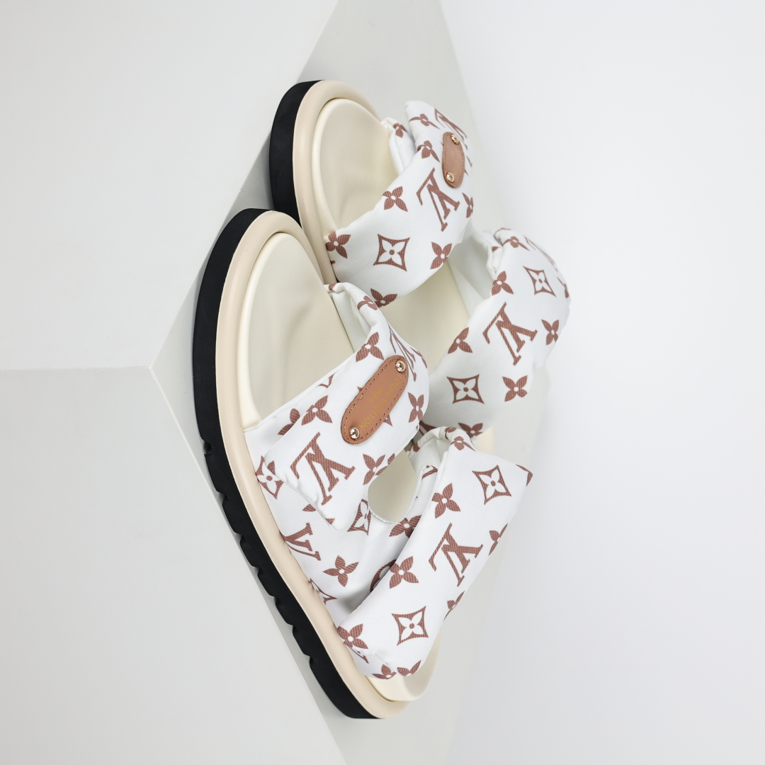 LOUIS VUITTON ｜路易威登2025ss最新春夏款 村上隆/Takashi Murakami x LOUIS Pool Pillow Comfort 皮革 圆头套脚一字拖鞋