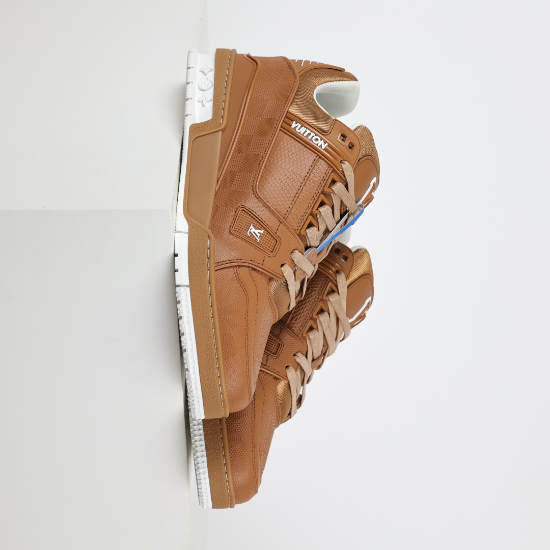 
LV trainer 2025限定系列休闲运动篮球鞋 滑板鞋 
代购天花板级别 全套原装飞机盒包装

