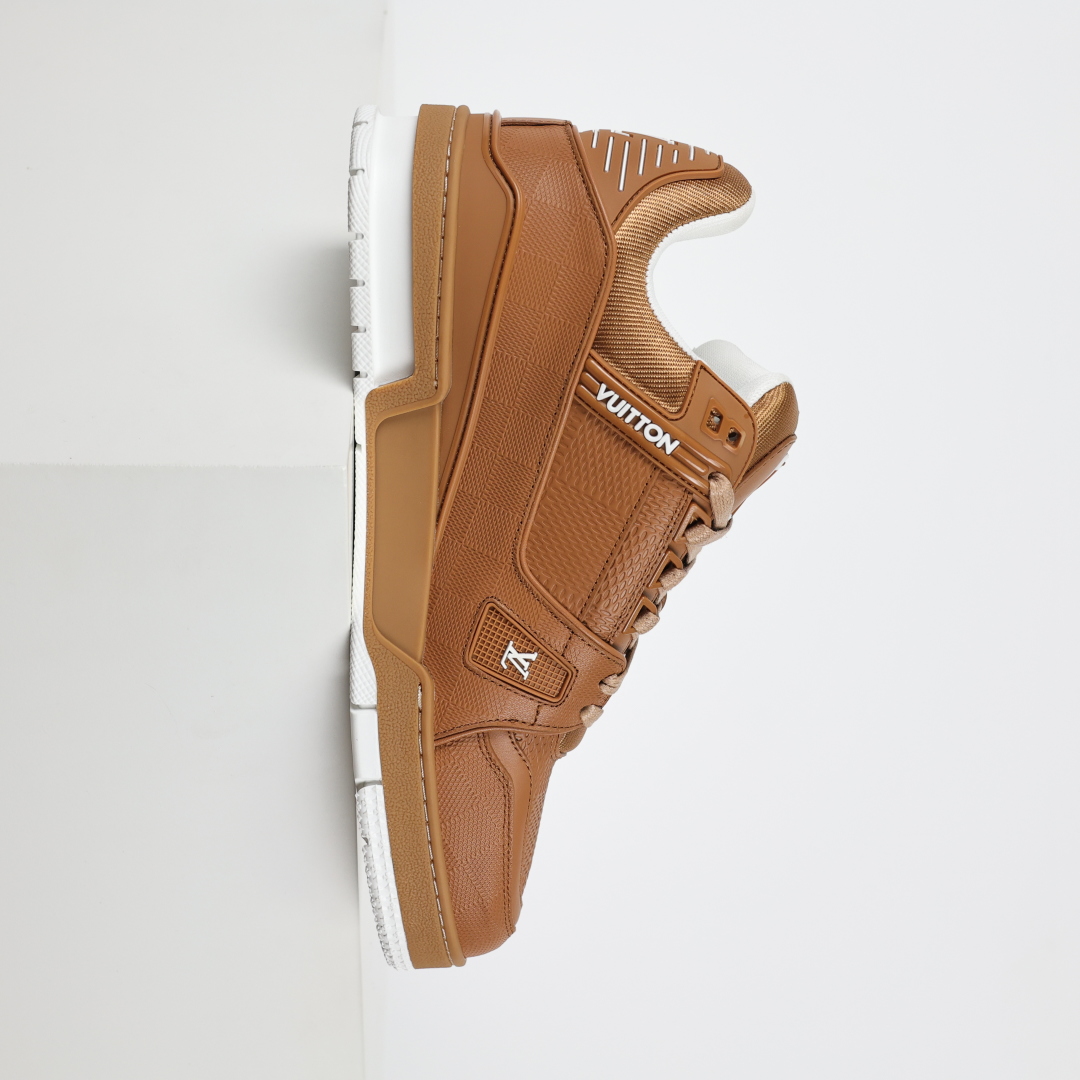
LV trainer 2025限定系列休闲运动篮球鞋 滑板鞋 
代购天花板级别 全套原装飞机盒包装

