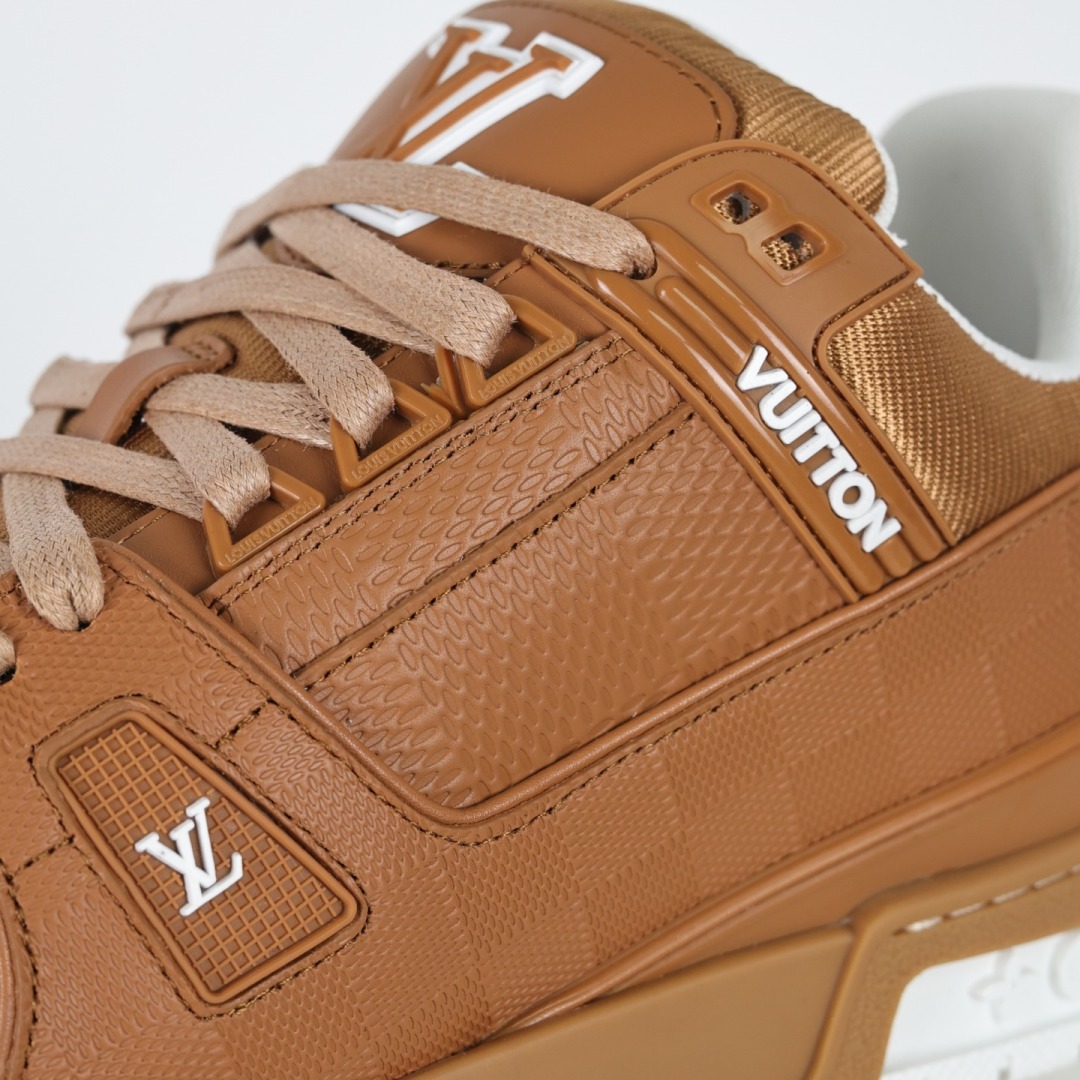 
LV trainer 2025限定系列休闲运动篮球鞋 滑板鞋 
代购天花板级别 全套原装飞机盒包装

