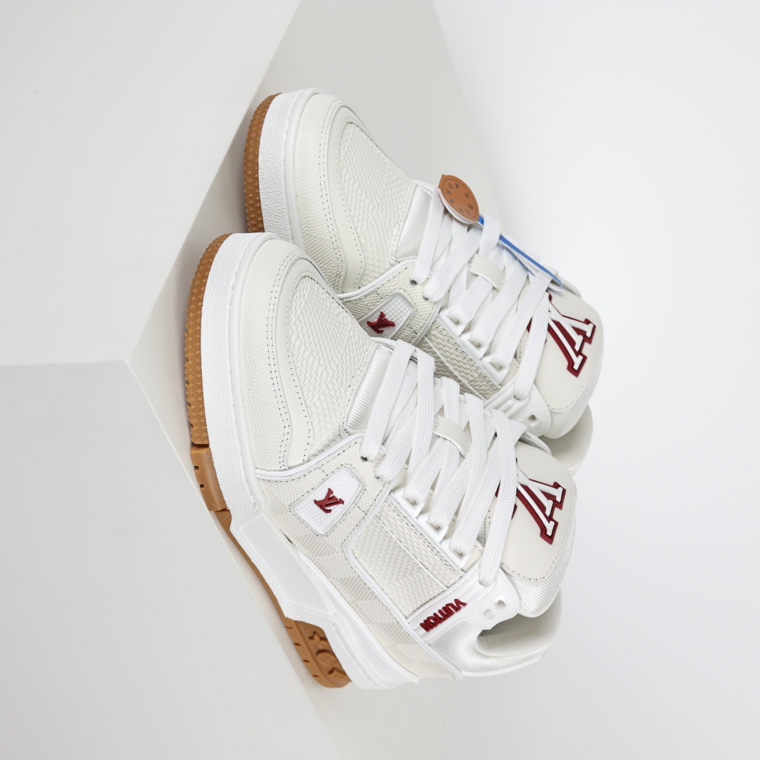 
LV trainer 2025限定系列休闲运动篮球鞋 滑板鞋 
代购天花板级别 全套原装飞机盒包装


