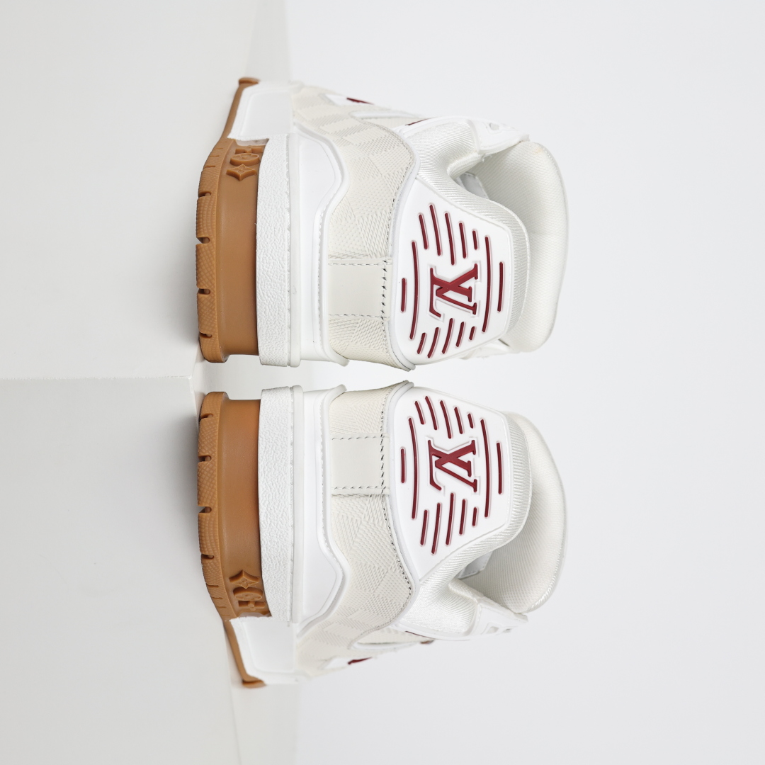 
LV trainer 2025限定系列休闲运动篮球鞋 滑板鞋 
代购天花板级别 全套原装飞机盒包装

