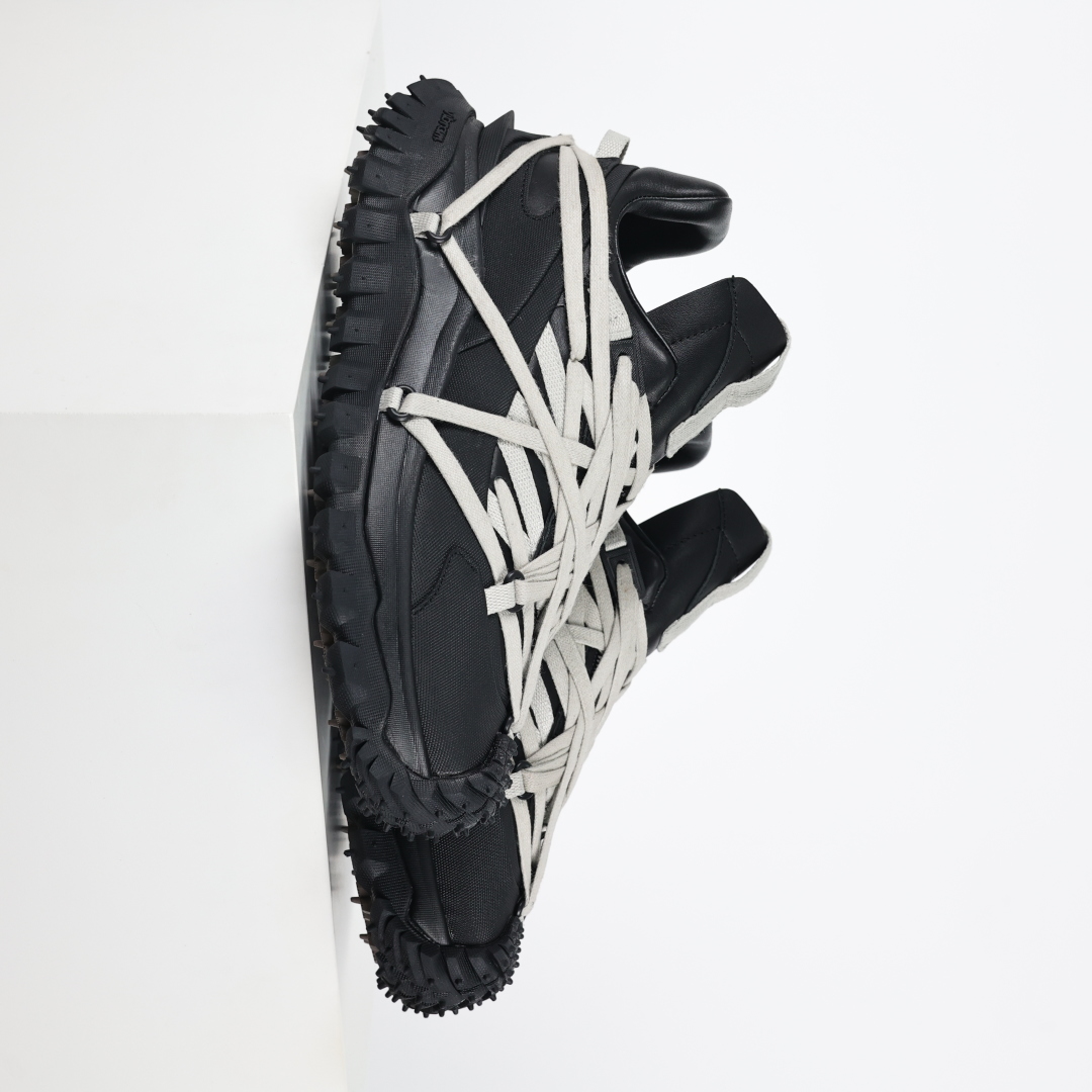 
Rick Owens x Moncler 盟可睐/蒙口 
Trailgrip 瑞克欧文斯 蒙口联名款 