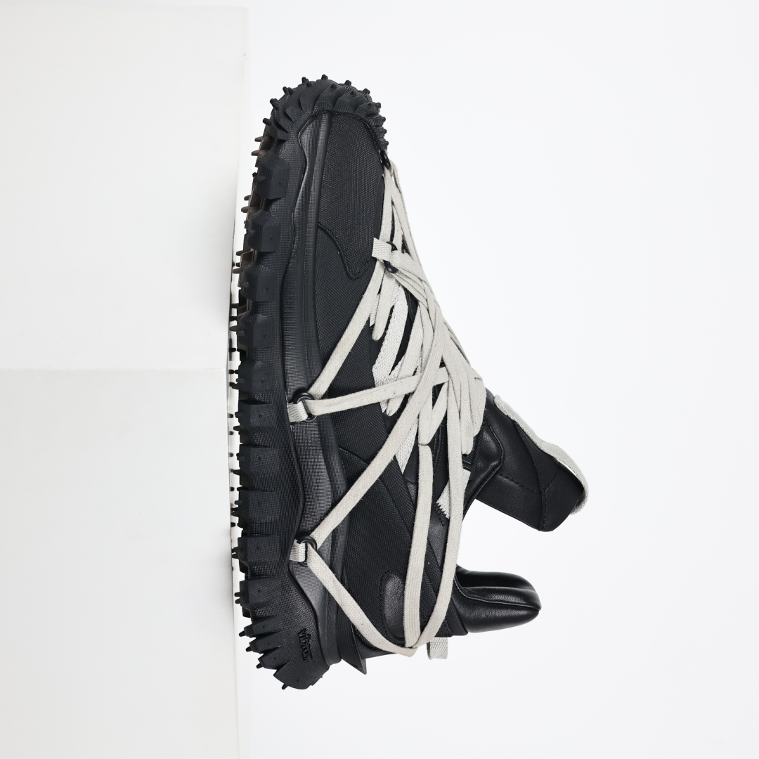 
Rick Owens x Moncler 盟可睐/蒙口 
Trailgrip 瑞克欧文斯 蒙口联名款 