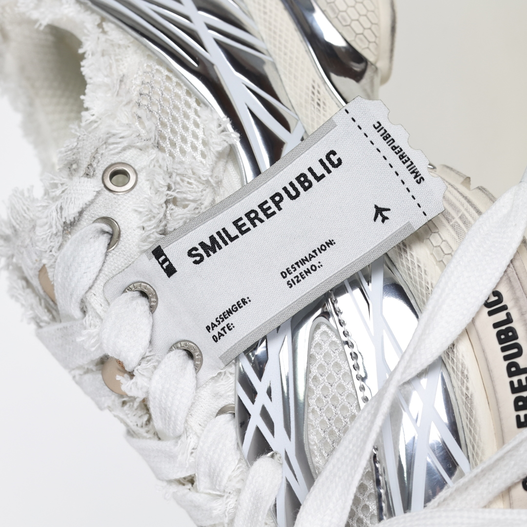 
25s明星同款鞋 SmileRepublic 小众品牌网红款老爹复古乞丐鞋 
SmlieRepubli