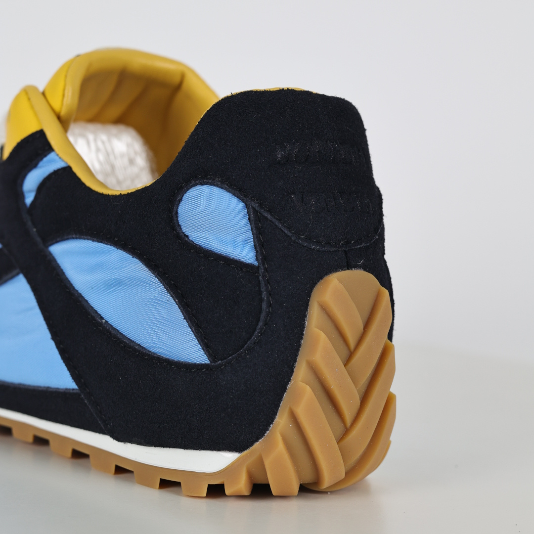 320 意大利奢侈品牌-宝缇嘉/葆蝶家-Bottega Veneta Orbit Lace-up Runner BV葆蝶家时尚休闲王一博同款老爹鞋运动鞋-Chinese UA Cheap High Quatity Brand Clothes Bags handbags Sneakers wholesale wholesaler seller from China Factory suppliers Fashion Clothing Shoes best Quality Beautiful Price 320 意大利奢侈品牌-宝缇嘉/葆蝶家-Bottega Veneta Orbit Lace-up Runner BV葆蝶家时尚休闲王一博同款老爹鞋运动鞋