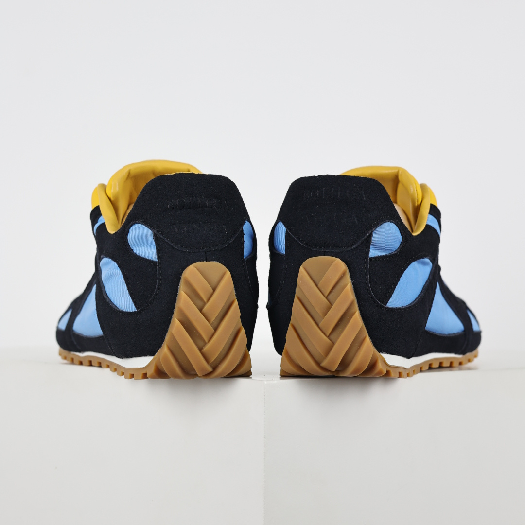 320 意大利奢侈品牌-宝缇嘉/葆蝶家-Bottega Veneta Orbit Lace-up Runner BV葆蝶家时尚休闲王一博同款老爹鞋运动鞋-Chinese UA Cheap High Quatity Brand Clothes Bags handbags Sneakers wholesale wholesaler seller from China Factory suppliers Fashion Clothing Shoes best Quality Beautiful Price 320 意大利奢侈品牌-宝缇嘉/葆蝶家-Bottega Veneta Orbit Lace-up Runner BV葆蝶家时尚休闲王一博同款老爹鞋运动鞋