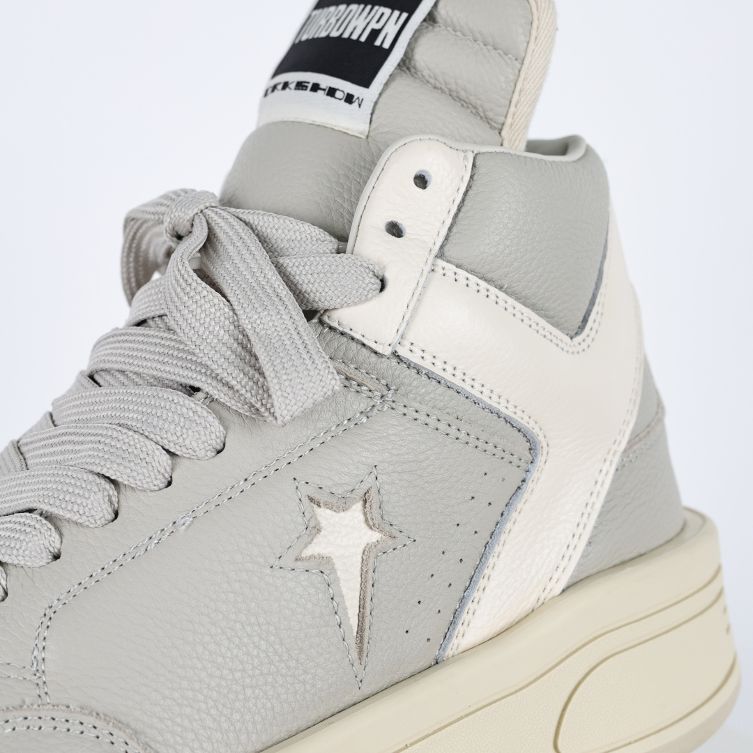 RO / Rick Owens 瑞克·欧文斯 DRKSHDW支线品牌 DRKSHDW x Converse匡威 TURBODRK Chuck 70 Mid TURBOWPN 五角星侧面设计凸显-莆田鞋,莆田鞋货源,高仿鞋,高仿鞋货源,安福档口,莆田高仿鞋,莆田鞋批发,高仿鞋批发,莆田高仿运动鞋,高仿运动鞋,莆田运动鞋 RO / Rick Owens 瑞克·欧文斯 DRKSHDW支线品牌 DRKSHDW x Converse匡威 TURBODRK Chuck 70 Mid TURBOWPN 五角星侧面设计凸显