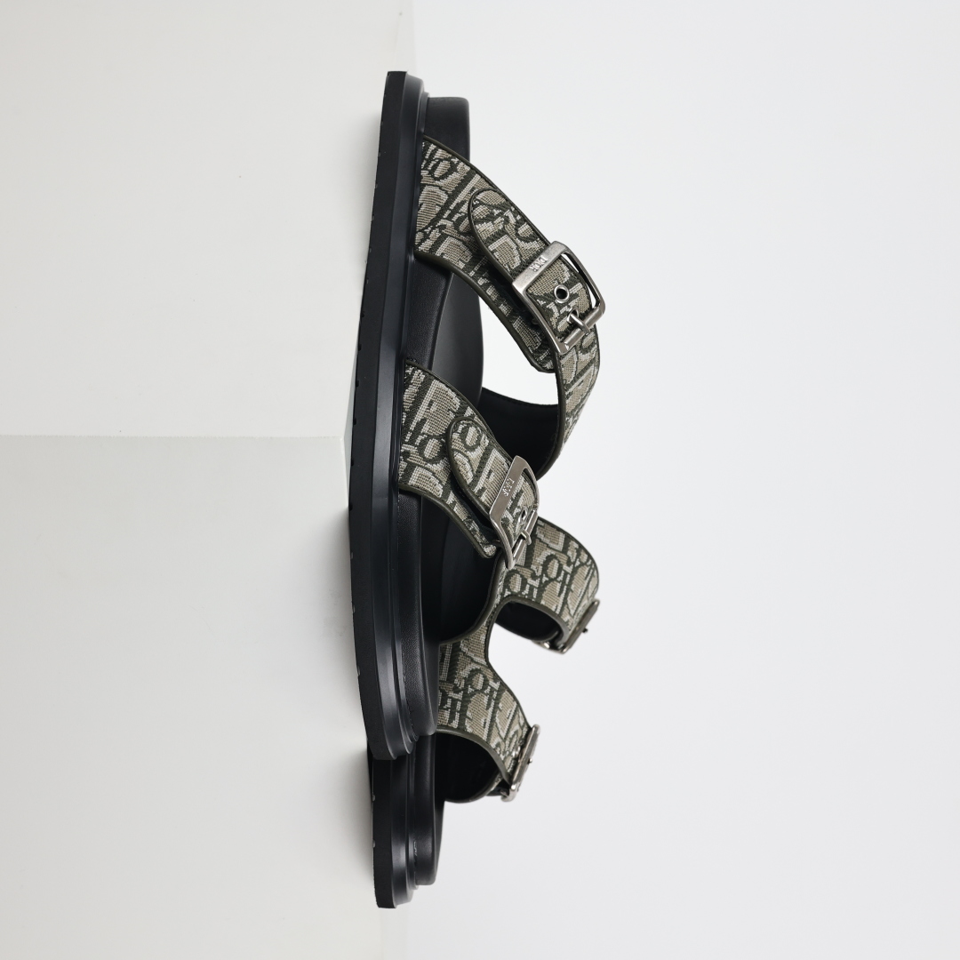 Dior 迪奥 Aqua 圆头平底 牛仔字母印花一字拖鞋 Dior电秀拖鞋 浅褐色-莆田鞋,莆田鞋货源,高仿鞋,高仿鞋货源,安福档口,莆田高仿鞋,莆田鞋批发,高仿鞋批发,莆田高仿运动鞋,高仿运动鞋,莆田运动鞋 Dior 迪奥 Aqua 圆头平底 牛仔字母印花一字拖鞋 Dior电秀拖鞋 浅褐色