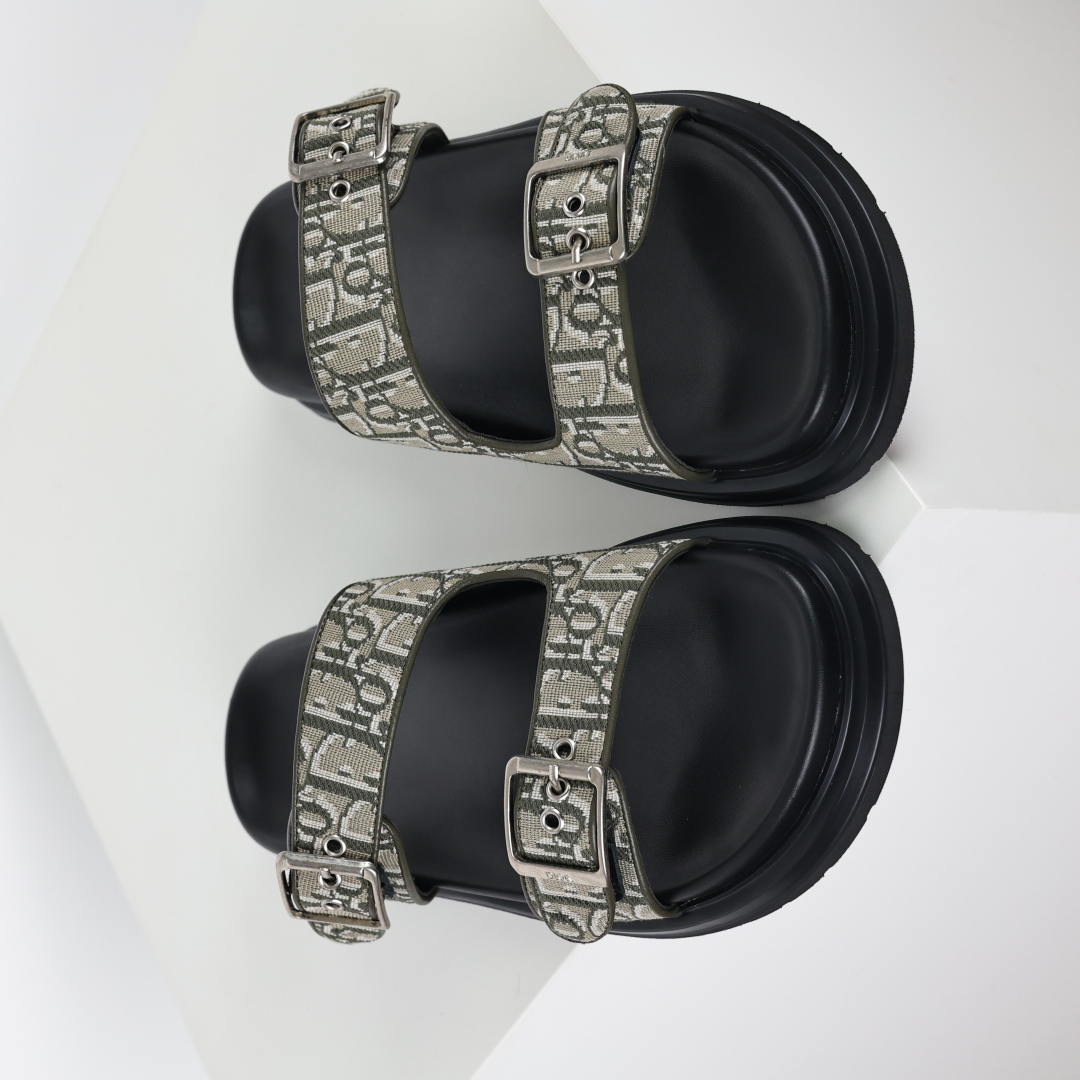 Dior 迪奥 Aqua 圆头平底 牛仔字母印花一字拖鞋 Dior电秀拖鞋 浅褐色-莆田鞋,莆田鞋货源,高仿鞋,高仿鞋货源,安福档口,莆田高仿鞋,莆田鞋批发,高仿鞋批发,莆田高仿运动鞋,高仿运动鞋,莆田运动鞋 Dior 迪奥 Aqua 圆头平底 牛仔字母印花一字拖鞋 Dior电秀拖鞋 浅褐色