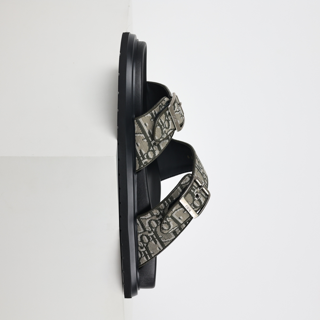 Dior 迪奥 Aqua 圆头平底 牛仔字母印花一字拖鞋 Dior电秀拖鞋 浅褐色-莆田鞋,莆田鞋货源,高仿鞋,高仿鞋货源,安福档口,莆田高仿鞋,莆田鞋批发,高仿鞋批发,莆田高仿运动鞋,高仿运动鞋,莆田运动鞋 Dior 迪奥 Aqua 圆头平底 牛仔字母印花一字拖鞋 Dior电秀拖鞋 浅褐色