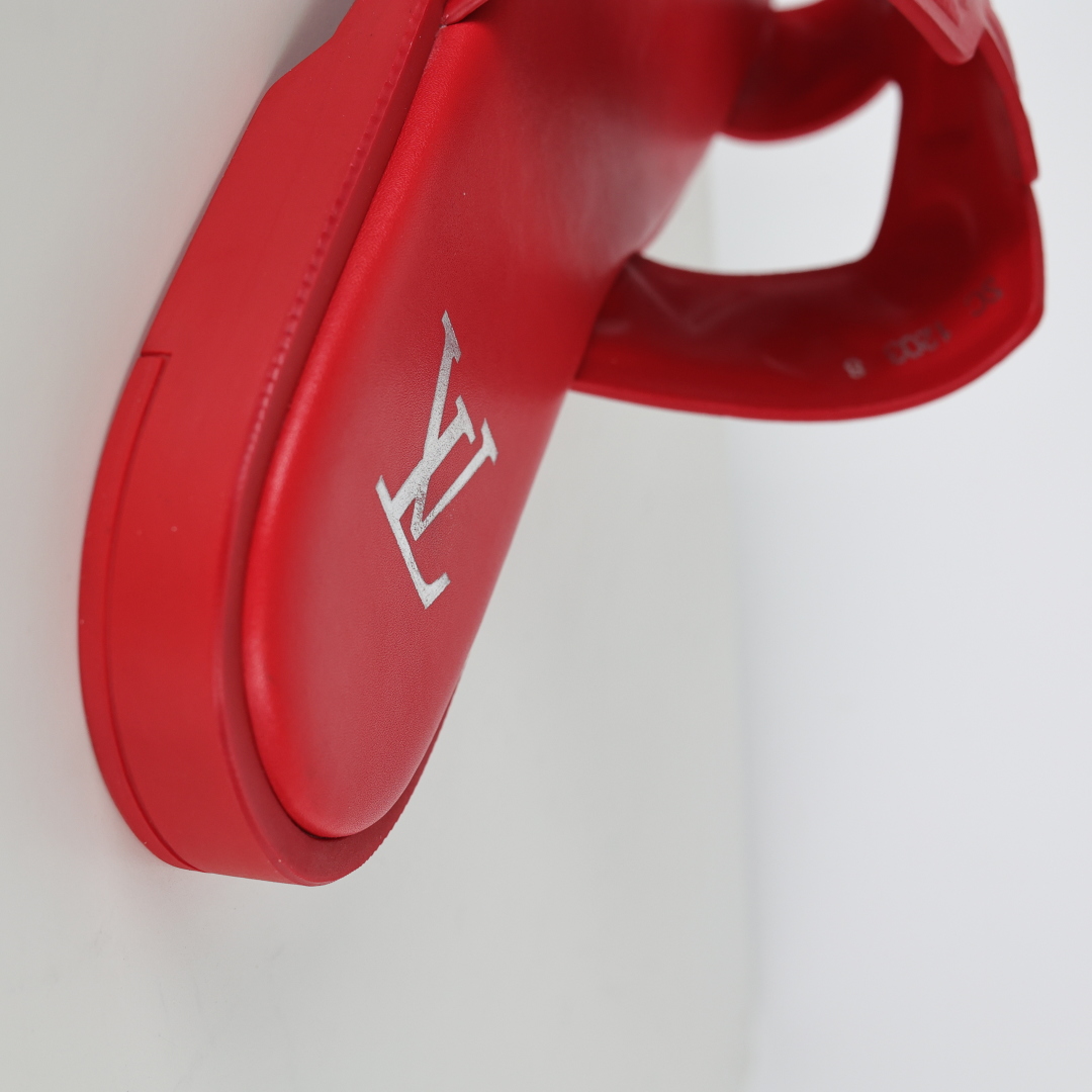 Louis Vuitton Oasis 经典系列2024最新经典款拖鞋款式牛仔布 Lv拖鞋红色压花