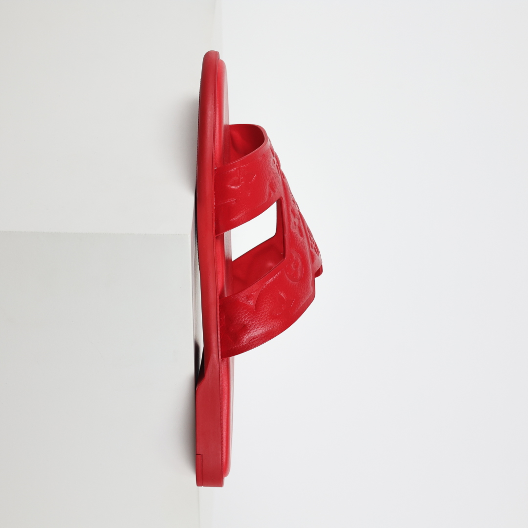 Louis Vuitton Oasis 经典系列2024最新经典款拖鞋款式牛仔布 Lv拖鞋红色压花