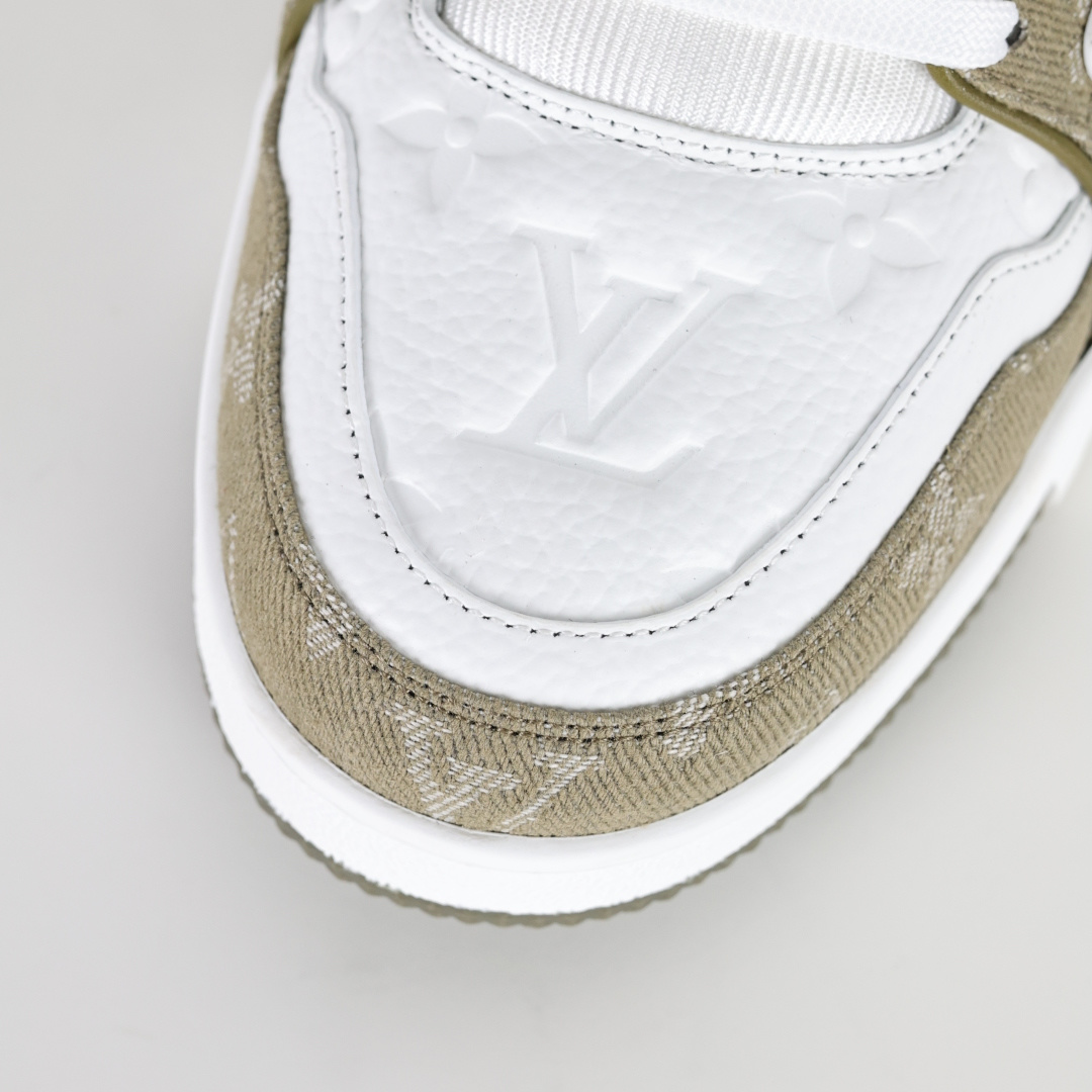 500 X1 东莞纯原 210个配色 市售顶级版本 驴家LV Trainer 牛仔墨绿压花-Chinese UA Cheap High Quatity Brand Clothes Bags handbags Sneakers wholesale wholesaler seller from China Factory suppliers Fashion Clothing Shoes best Quality Beautiful Price 500 X1 东莞纯原 210个配色 市售顶级版本 驴家LV Trainer 牛仔墨绿压花