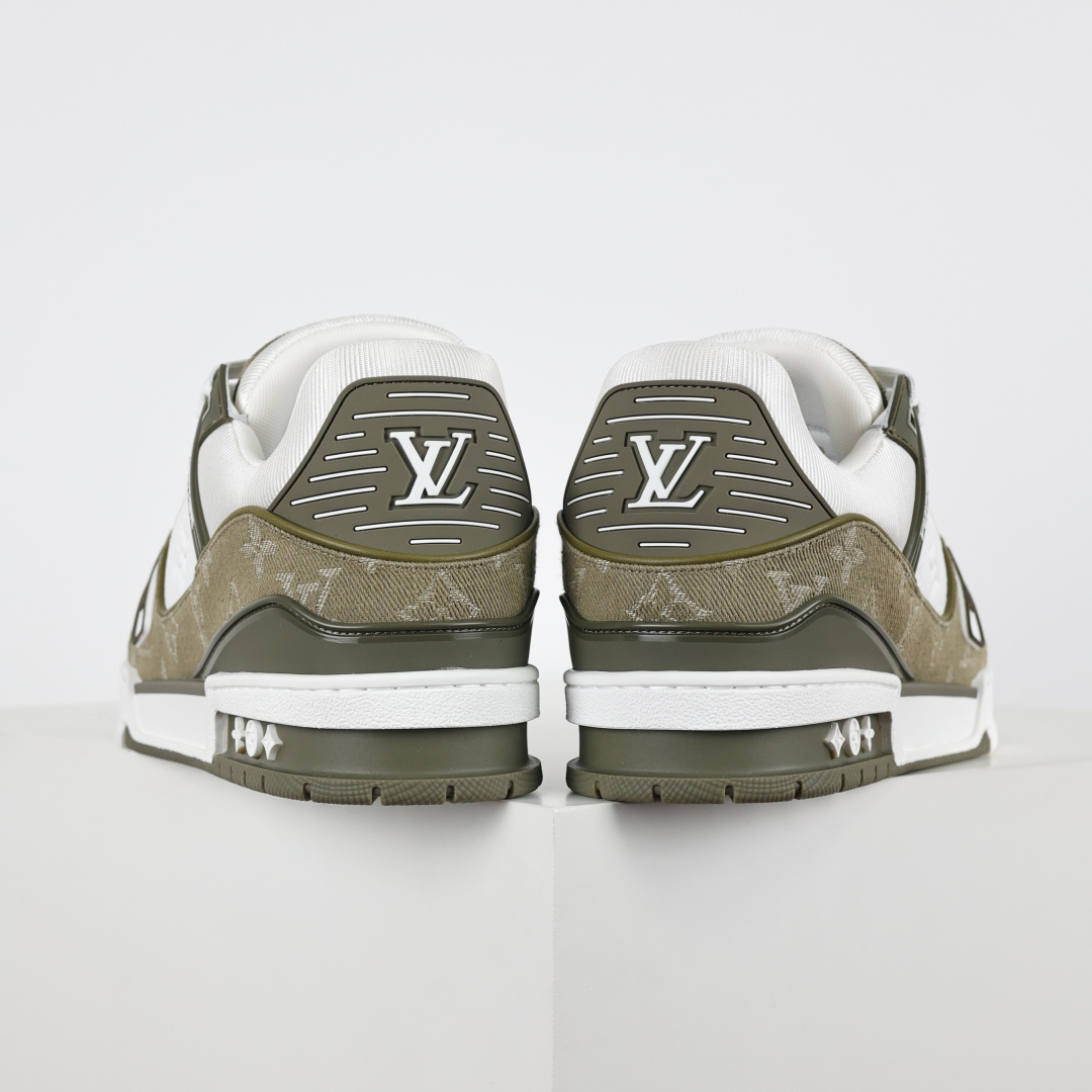 500 X1 东莞纯原 210个配色 市售顶级版本 驴家LV Trainer 牛仔墨绿压花-Chinese UA Cheap High Quatity Brand Clothes Bags handbags Sneakers wholesale wholesaler seller from China Factory suppliers Fashion Clothing Shoes best Quality Beautiful Price 500 X1 东莞纯原 210个配色 市售顶级版本 驴家LV Trainer 牛仔墨绿压花