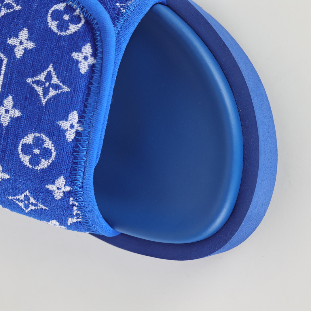 Louis Vuitton Oasis 经典系列2024最新经典款拖鞋款式牛仔布Lv拖鞋蓝色植绒