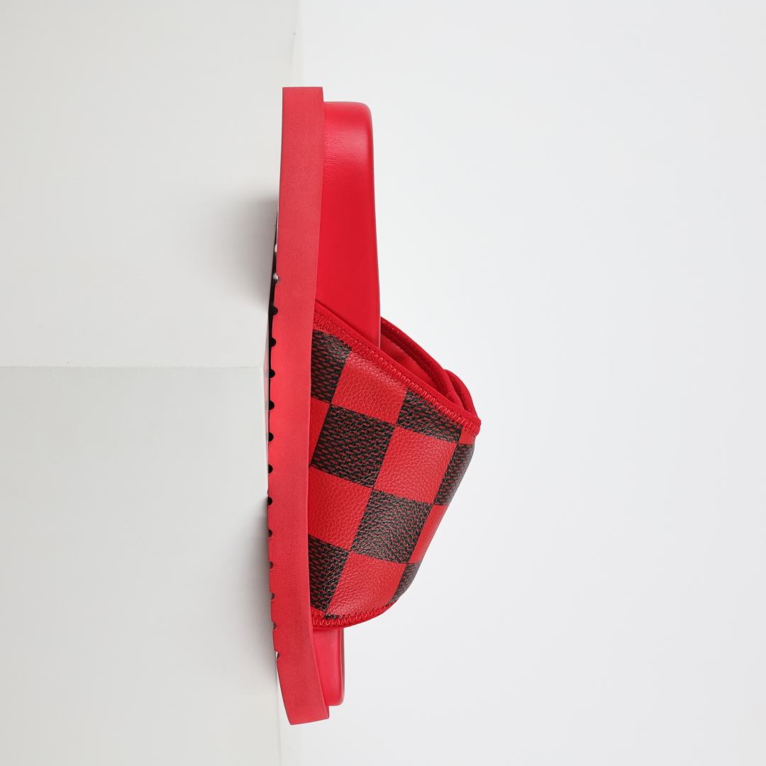 Louis Vuitton Oasis 经典系列2024最新经典款拖鞋款式牛仔布 Lv拖鞋红色格子-莆田鞋,莆田鞋货源,高仿鞋,高仿鞋货源,安福档口,莆田高仿鞋,莆田鞋批发,高仿鞋批发,莆田高仿运动鞋,高仿运动鞋,莆田运动鞋 Louis Vuitton Oasis 经典系列2024最新经典款拖鞋款式牛仔布 Lv拖鞋红色格子