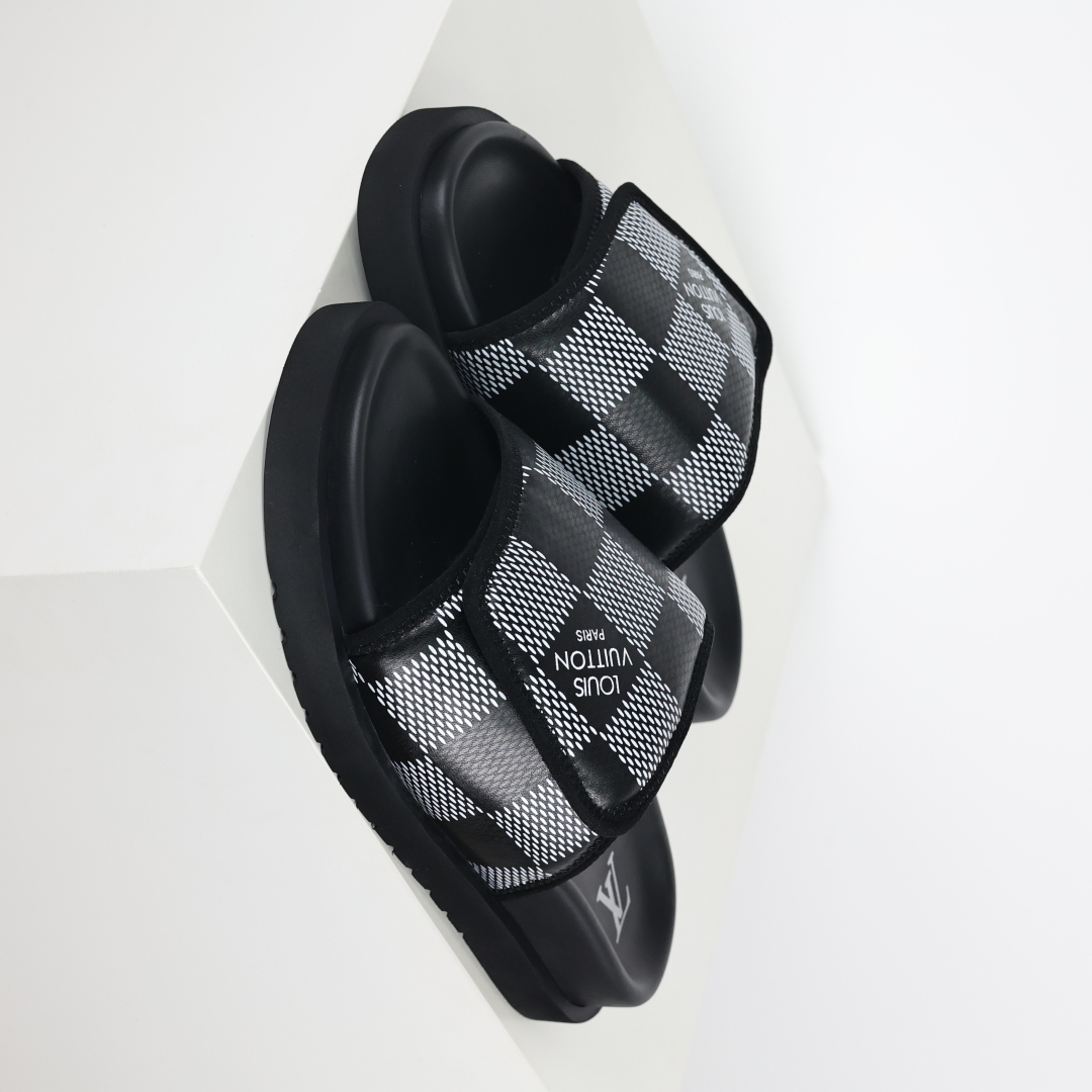 Louis Vuitton Oasis 经典系列2024最新经典款拖鞋款式牛仔布Lv拖鞋黑色格子