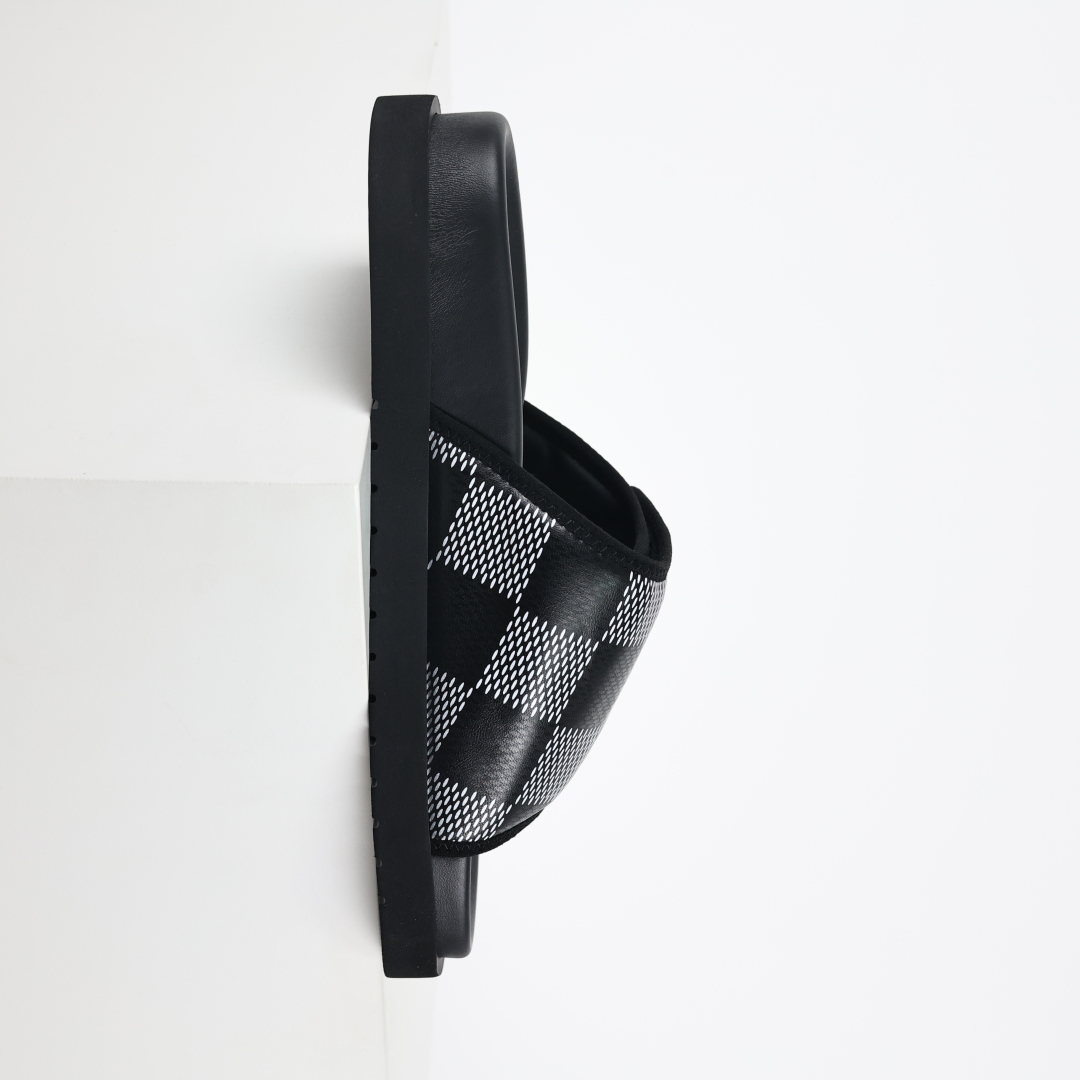 Louis Vuitton Oasis 经典系列2024最新经典款拖鞋款式牛仔布Lv拖鞋黑色格子