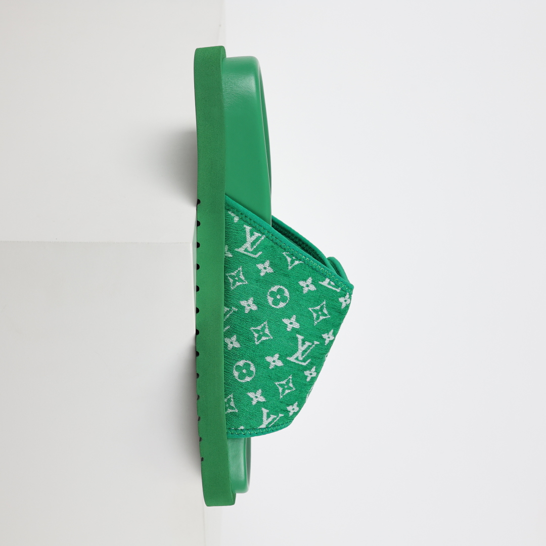 Louis Vuitton Oasis 经典系列2024最新经典款拖鞋款式牛仔布 Lv拖鞋绿色植绒