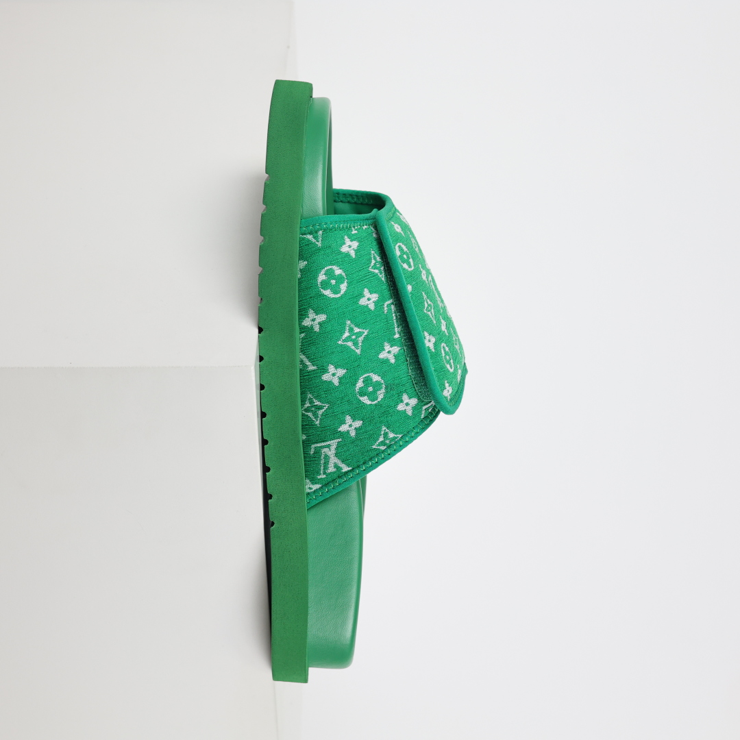 Louis Vuitton Oasis 经典系列2024最新经典款拖鞋款式牛仔布 Lv拖鞋绿色植绒
