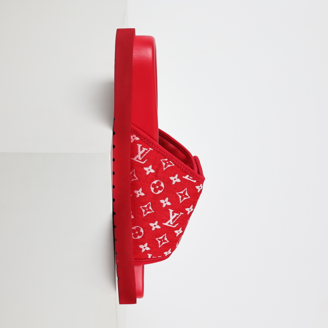 Louis Vuitton Oasis 经典系列2024最新经典款拖鞋款式牛仔布 Lv拖鞋红植绒