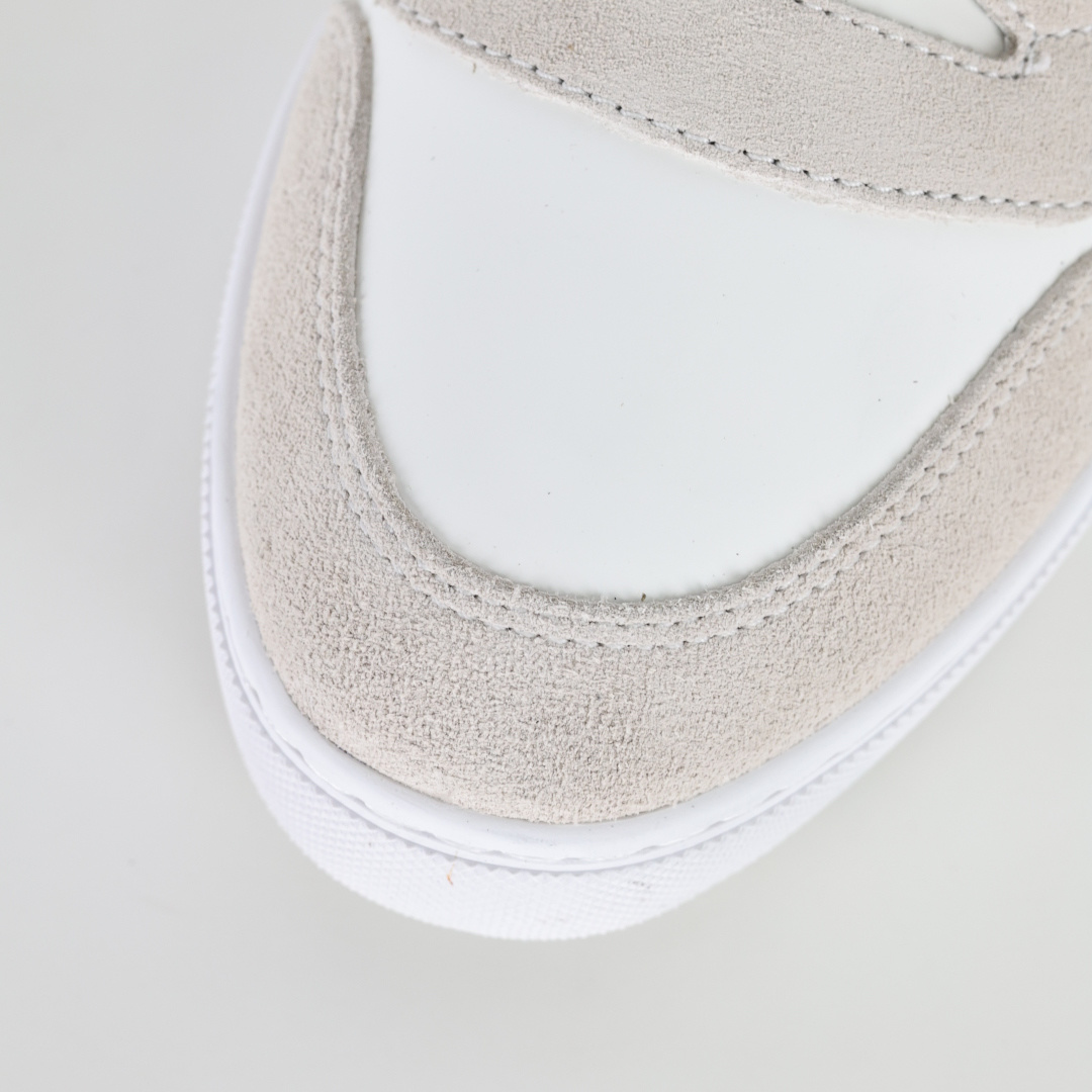 500 X1 东莞纯原 原版开发 顶级版本 巴宝莉经典款小白鞋 巴宝莉板鞋 白色-Chinese UA Cheap High Quatity Brand Clothes Bags handbags Sneakers wholesale wholesaler seller from China Factory suppliers Fashion Clothing Shoes best Quality Beautiful Price 500 X1 东莞纯原 原版开发 顶级版本 巴宝莉经典款小白鞋 巴宝莉板鞋 白色