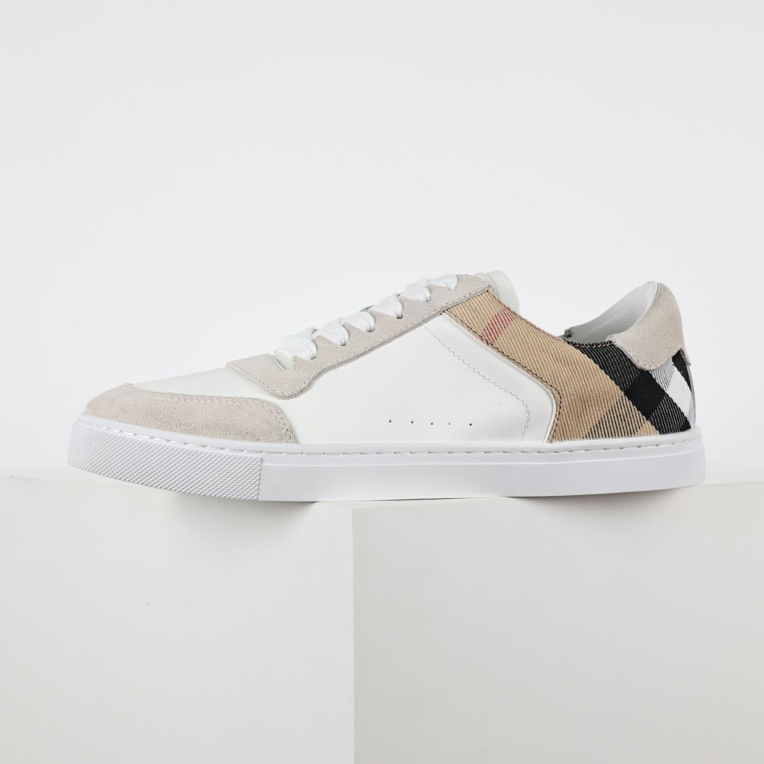 500 X1 东莞纯原 原版开发 顶级版本 巴宝莉经典款小白鞋 巴宝莉板鞋 白色-Chinese UA Cheap High Quatity Brand Clothes Bags handbags Sneakers wholesale wholesaler seller from China Factory suppliers Fashion Clothing Shoes best Quality Beautiful Price 500 X1 东莞纯原 原版开发 顶级版本 巴宝莉经典款小白鞋 巴宝莉板鞋 白色