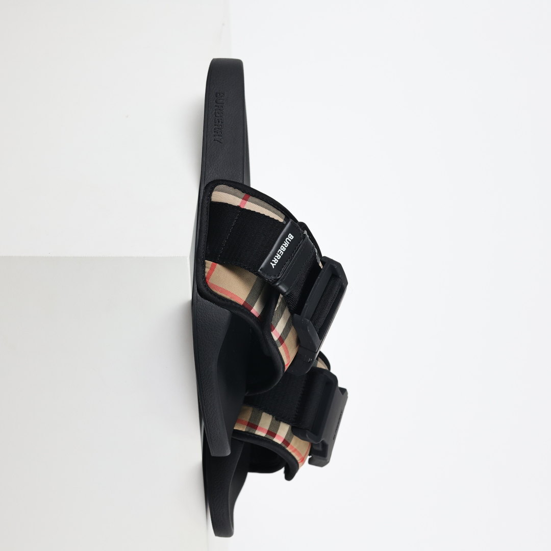 巴宝莉拖鞋 黑老花-莆田鞋,莆田鞋货源,高仿鞋,高仿鞋货源,安福档口,莆田高仿鞋,莆田鞋批发,高仿鞋批发,莆田高仿运动鞋,高仿运动鞋,莆田运动鞋 巴宝莉拖鞋 黑老花