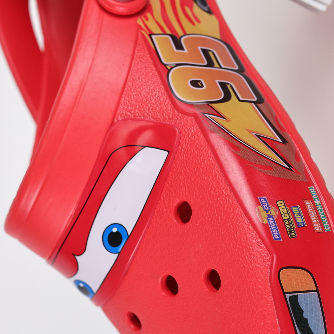 莞产原厂 Cars x Crocs卡骆驰Classic clog”Lightning McQueen”休闲舒适洞洞鞋